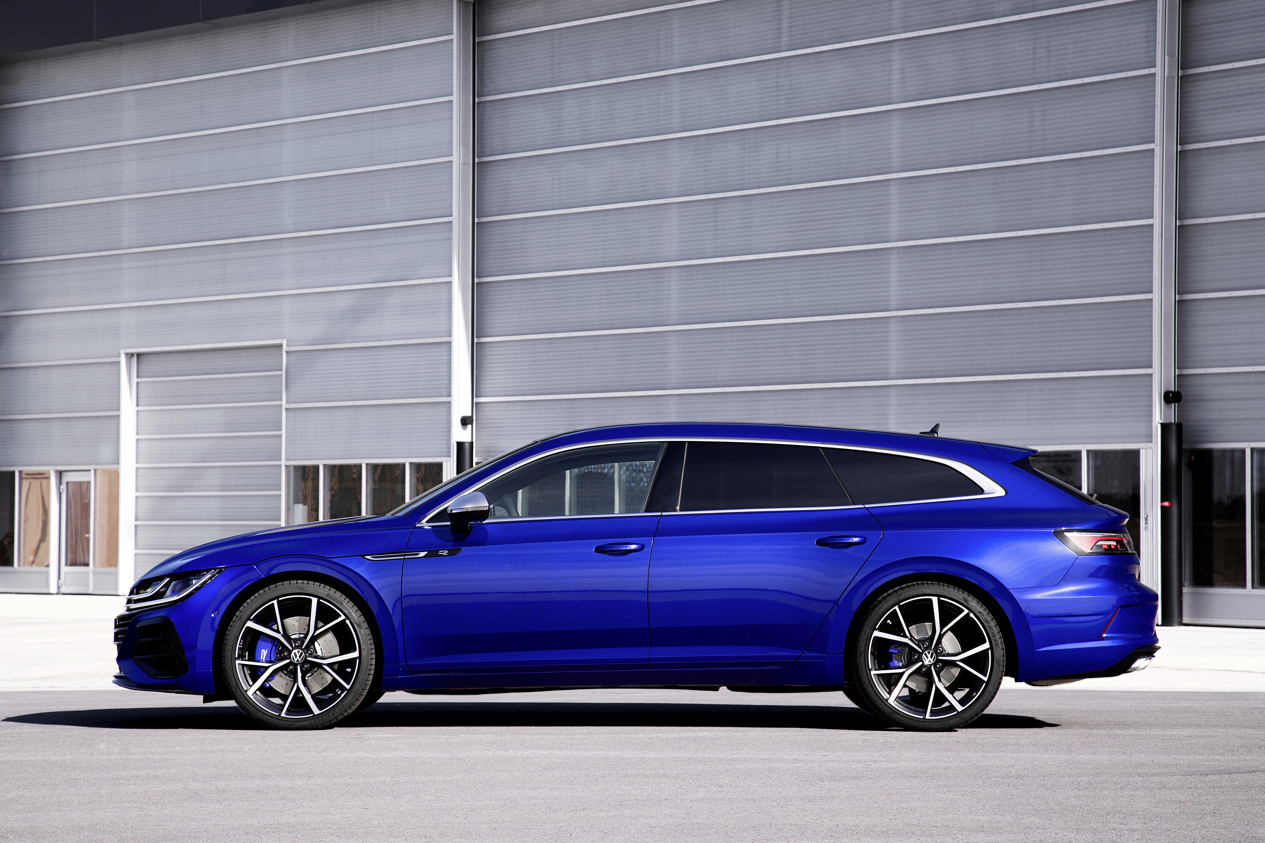 Volkswagen arteon shooting brake r