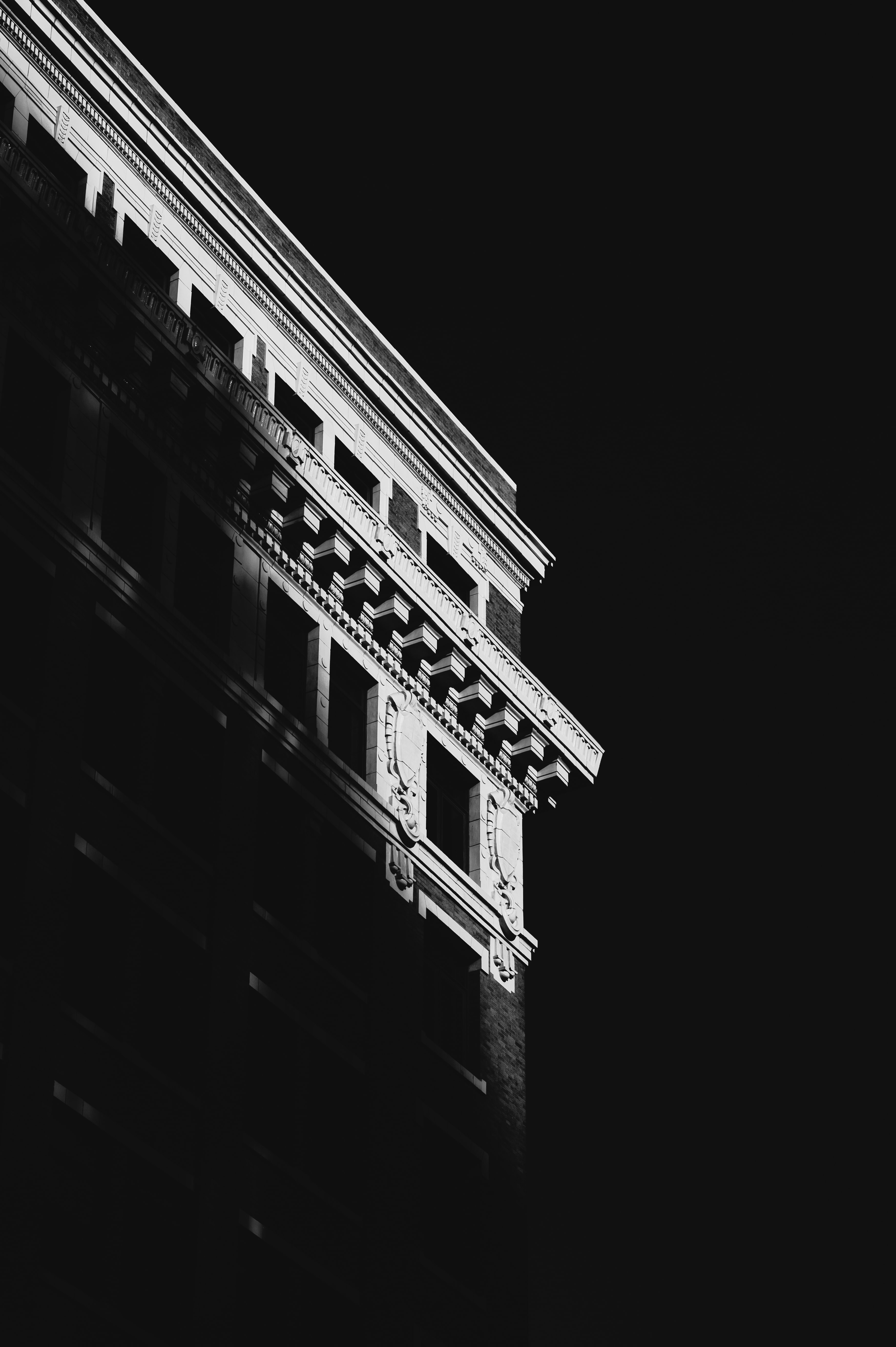 Download mobile wallpaper Black And White, Building, Shadow, Architecture for free.