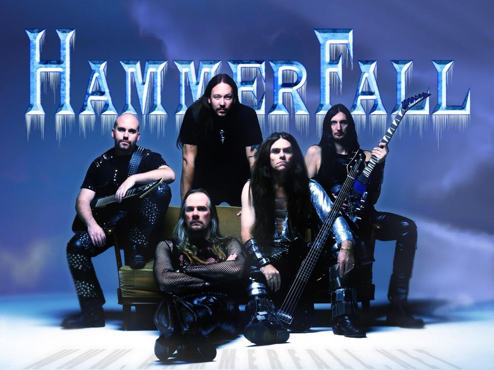 Metal fall. Hammerfall. Хаммерфолл группа. Рок группа Hammerfall. Hammerfall Band 1997.