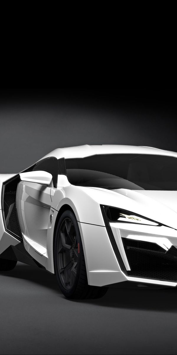 W Motors Lykan Hypersport салон