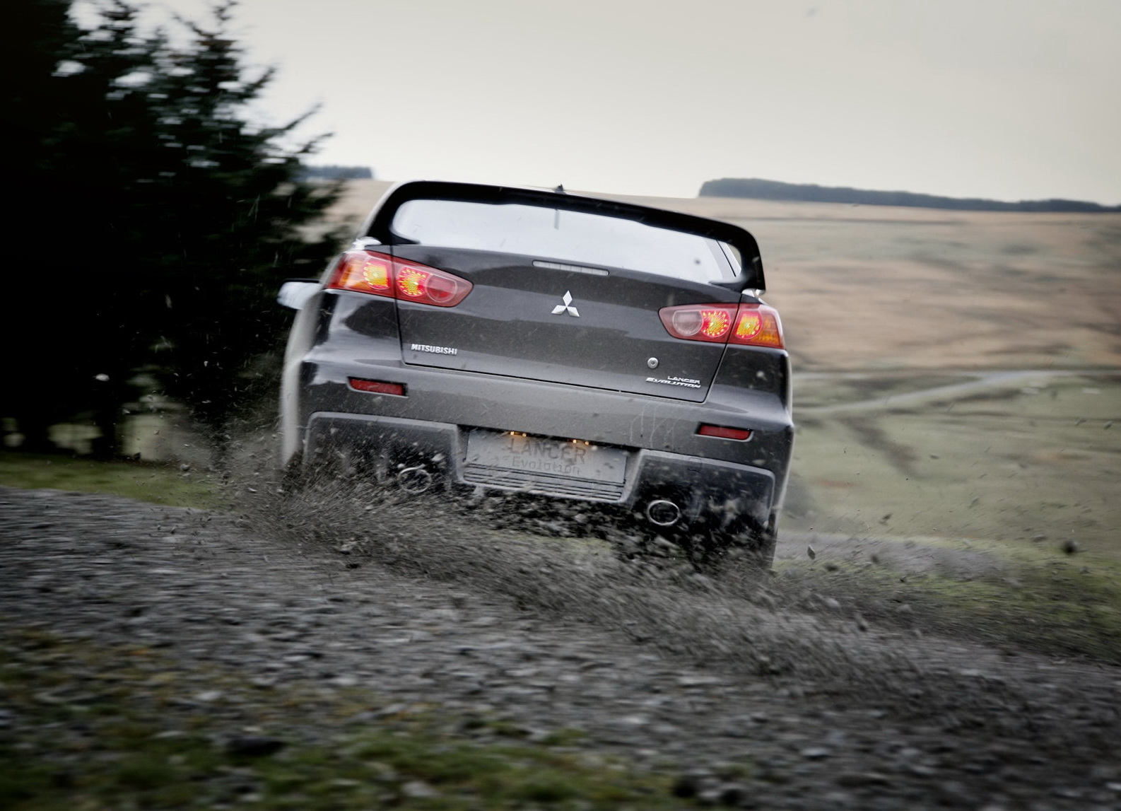 Mitsubishi Lancer Evolution 10 Full HD