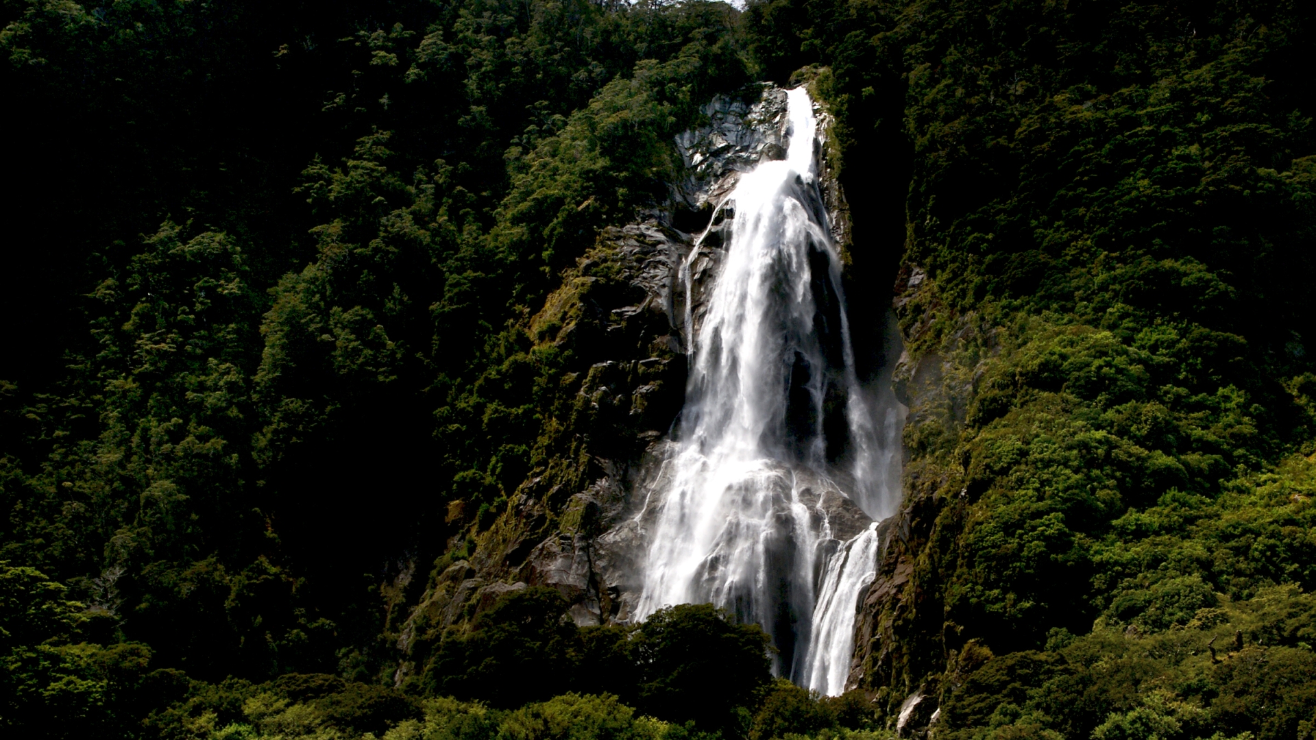 Водопад Боуэн новая Зеландия