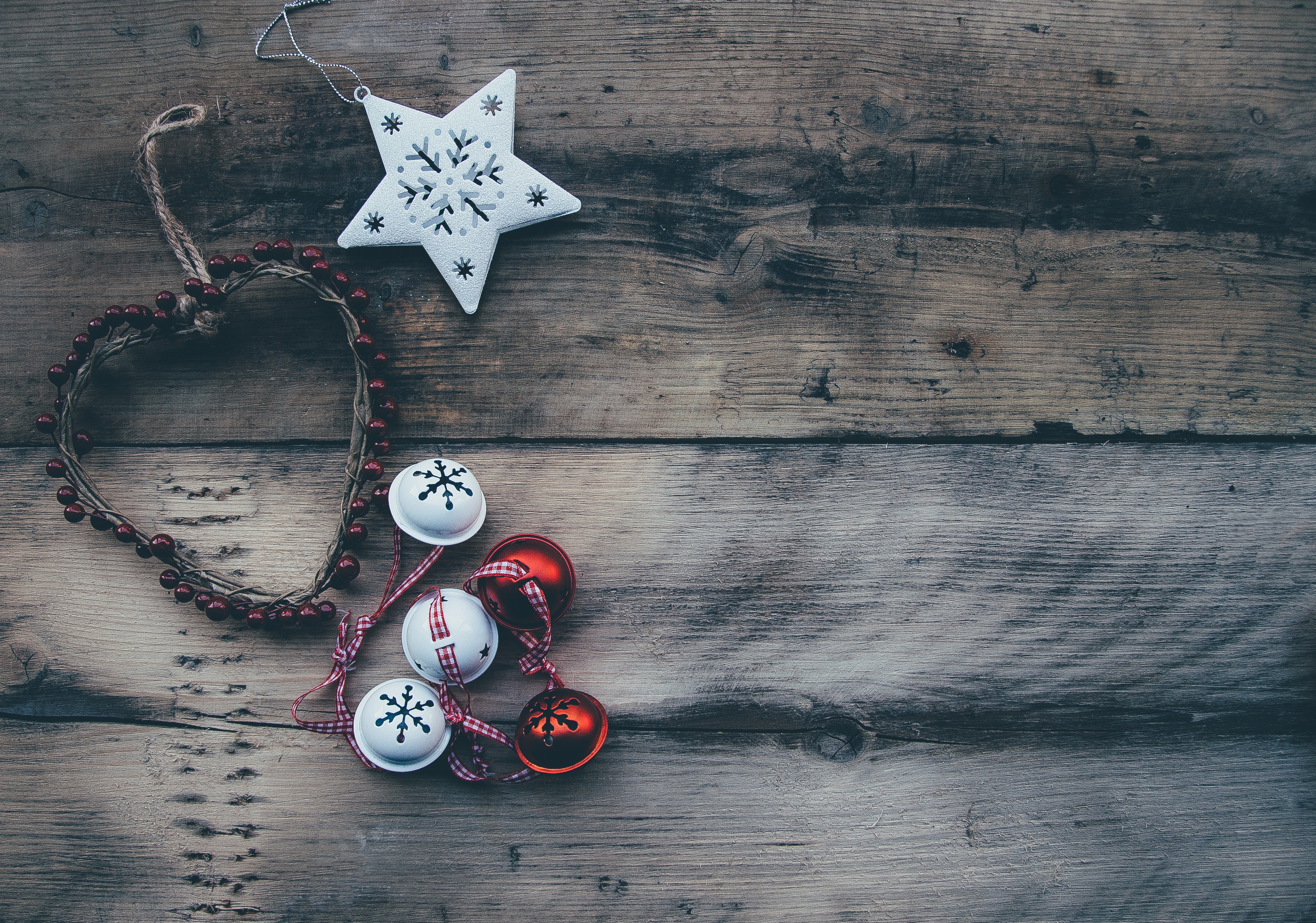Handy-Wallpaper Star, Ornament, Ball, Ein Herz, Verschiedenes, Sonstige, Herzen, Weihnachten, Sterne kostenlos herunterladen.