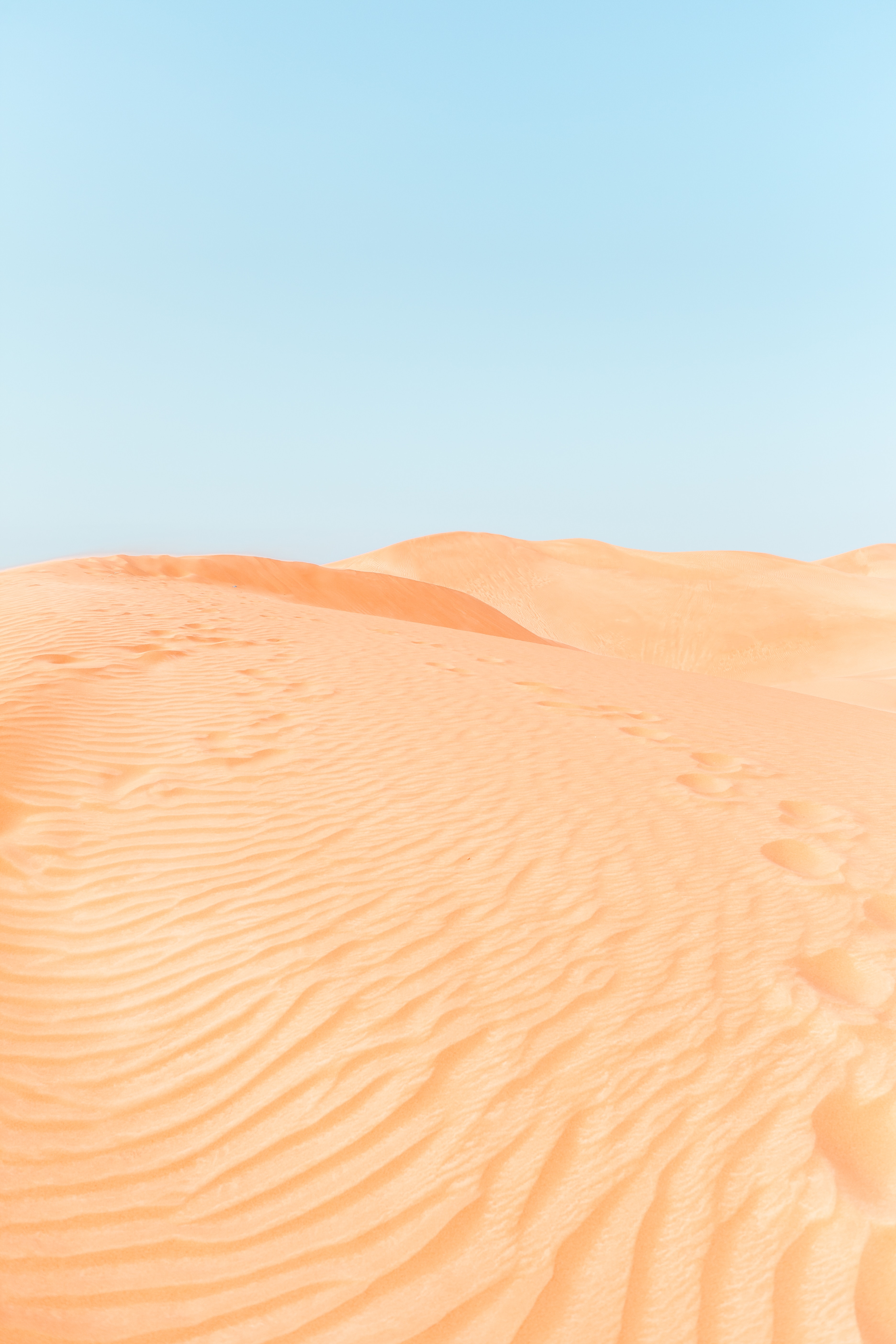 Popular Dunes 4K for smartphone