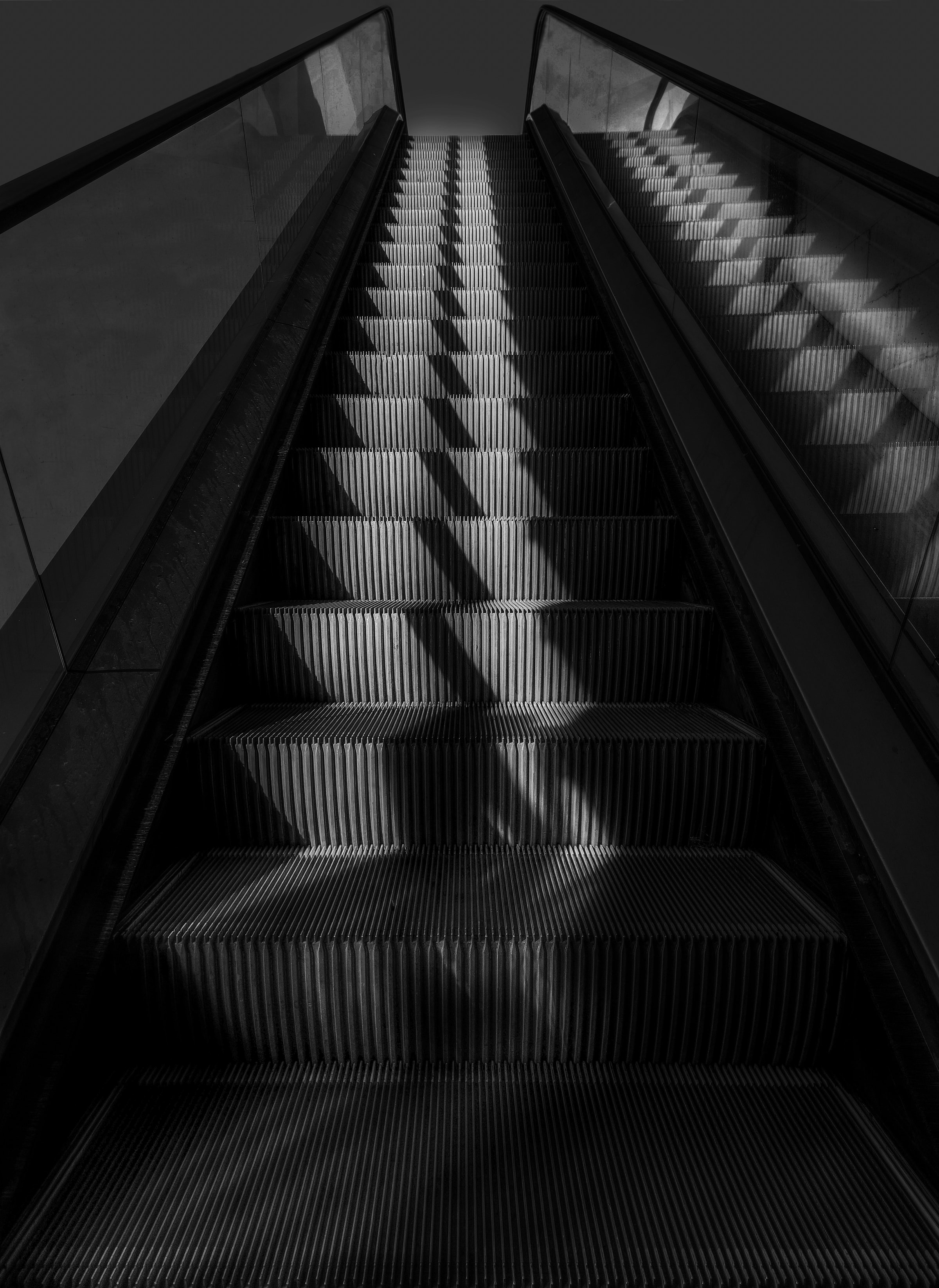 Download mobile wallpaper Chb, Ladder, Escalator, Miscellaneous, Grey, Bw, Miscellanea, Stairs for free.