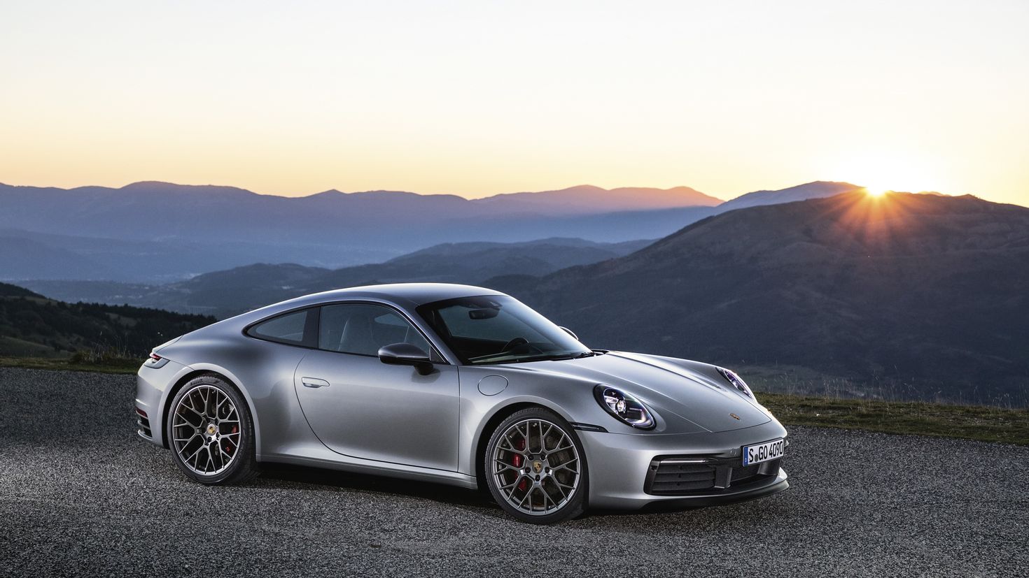 Порше 911. Porsche 911 Carrera 4s 2019. Porsche 911 Carrera 4s 2020. Porsche 911 Carrera 4s 992. Порше 911 Каррера 4s 2020.