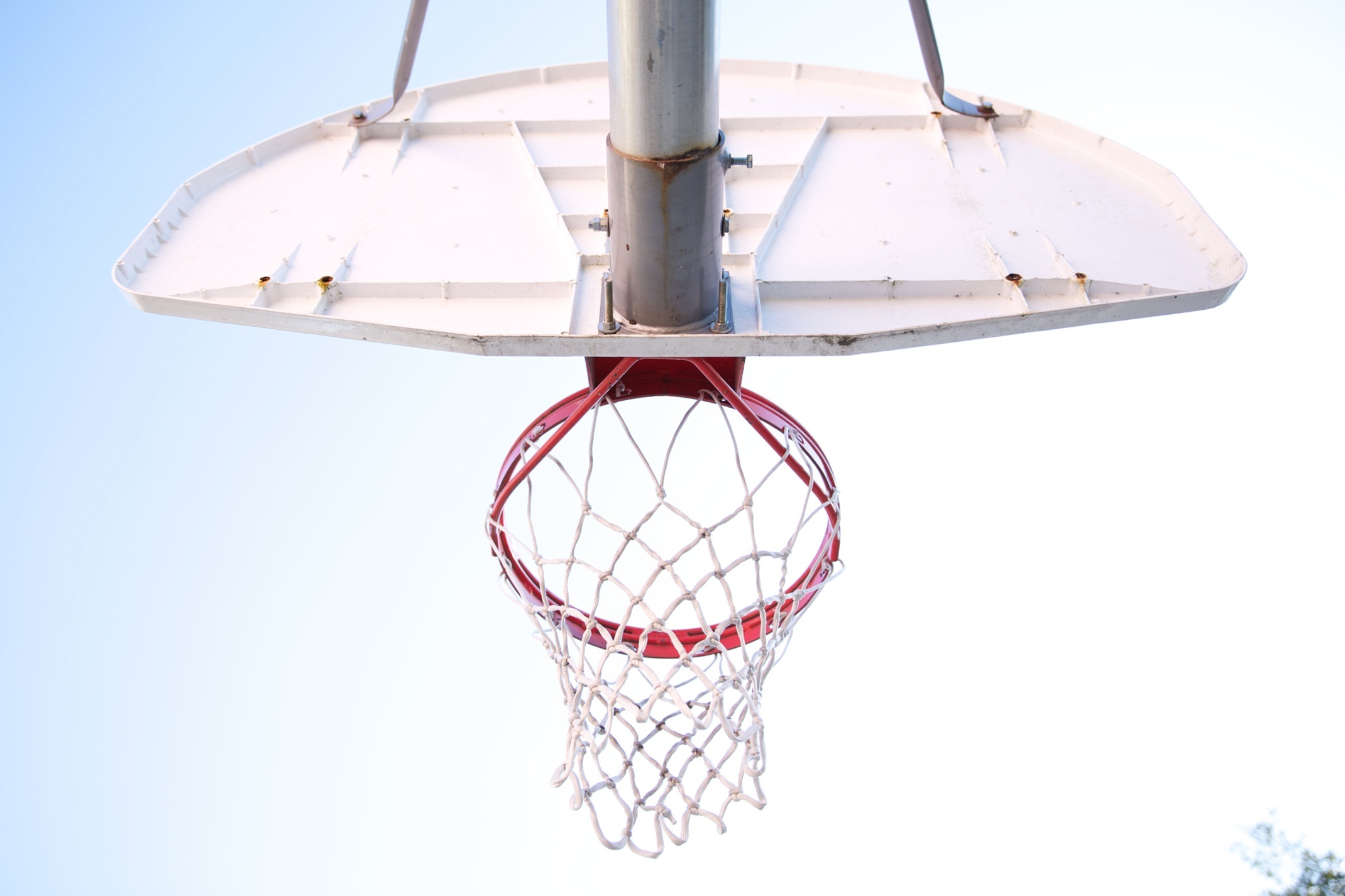 Handy-Wallpaper Sport, Gitter, Raster, Basketballring, Basketballkorb, Basketball kostenlos herunterladen.