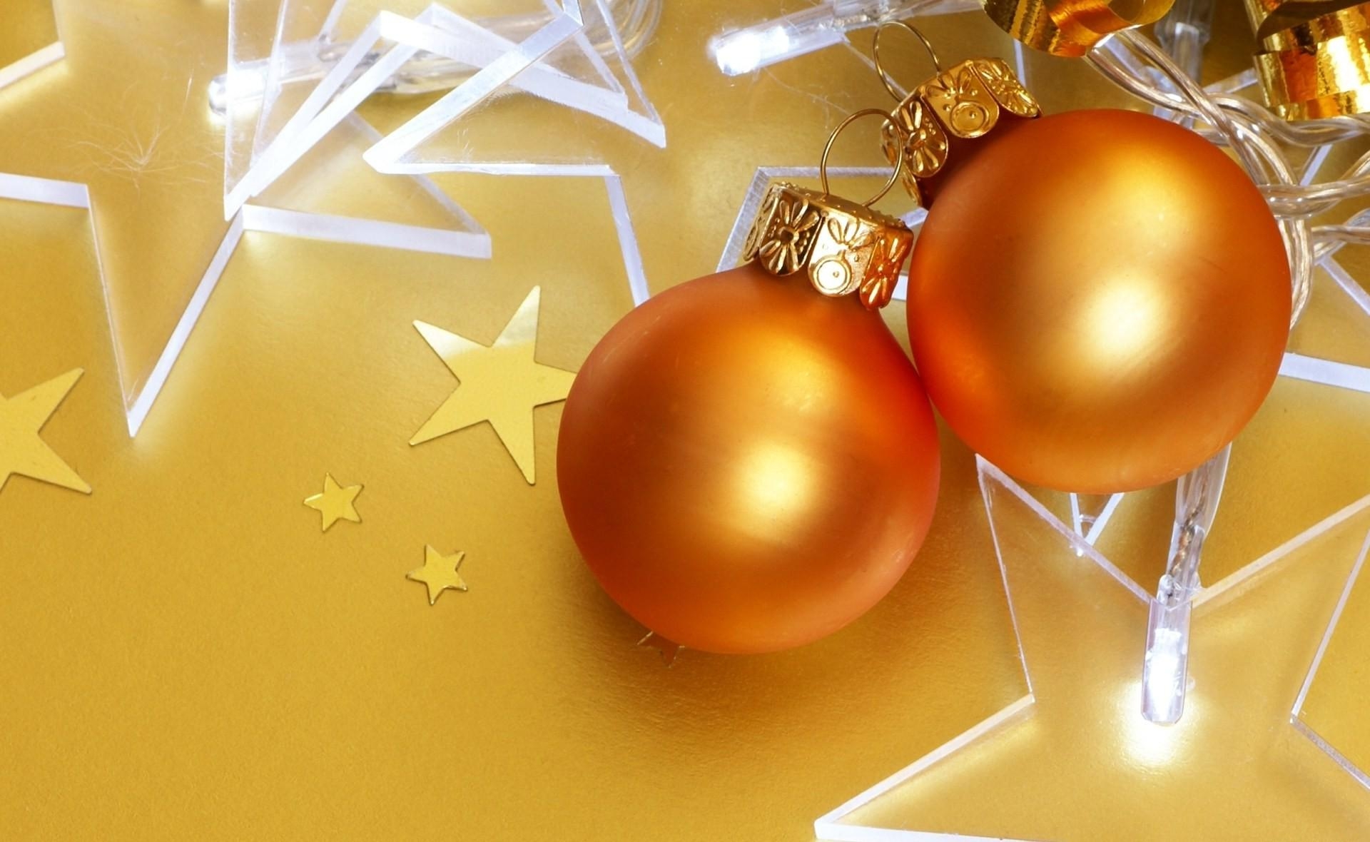 142595 descargar fondo de pantalla vacaciones, estrellas, oro, día festivo, decoraciones de navidad, juguetes de árbol de navidad, pelotas, bolas, atributos: protectores de pantalla e imágenes gratis