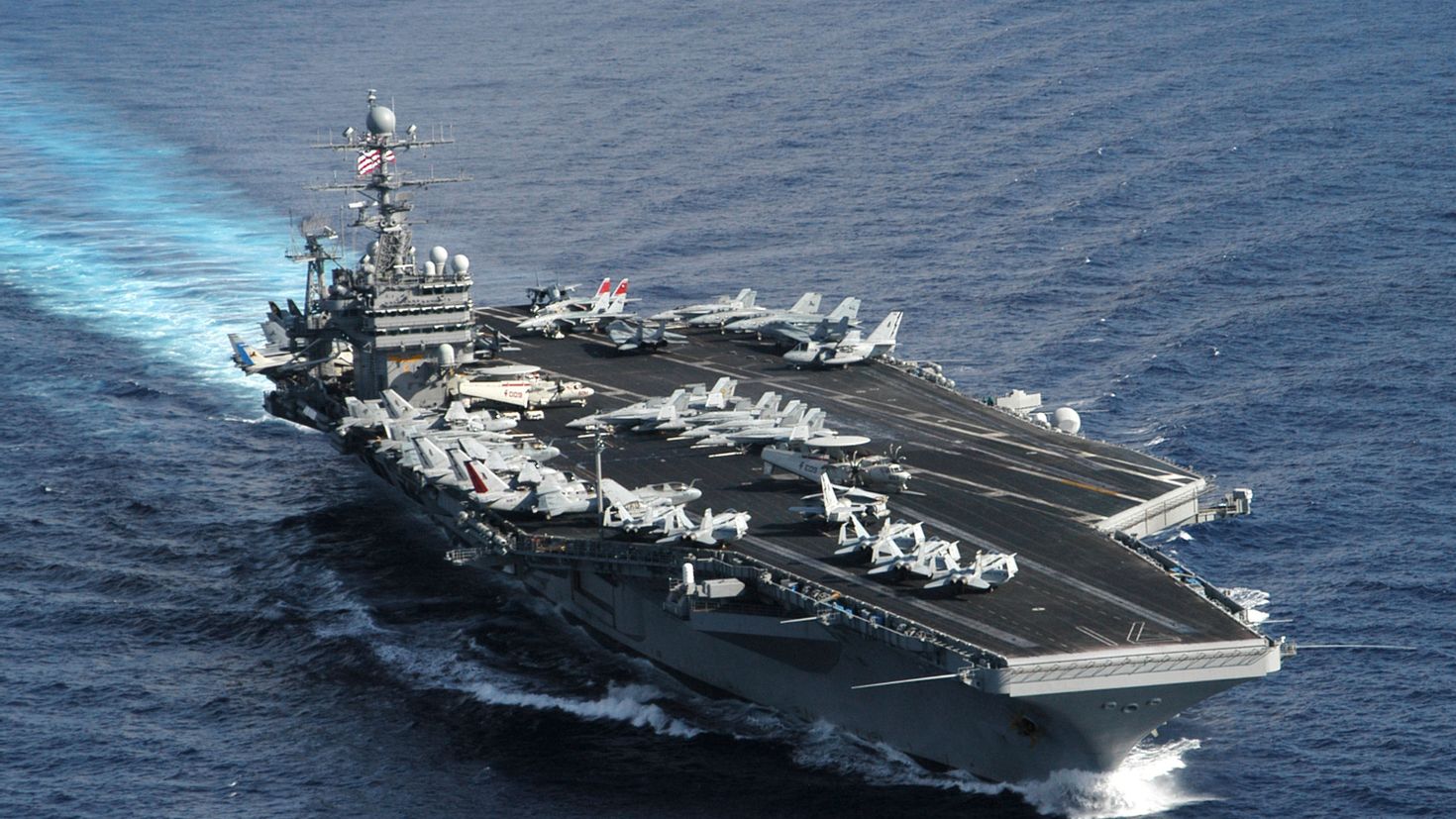 Американский авианосец. Авианосца USS Theodore Roosevelt. USS Theodore Roosevelt CVN-71. USS Рузвельт. Нимиц линкор.