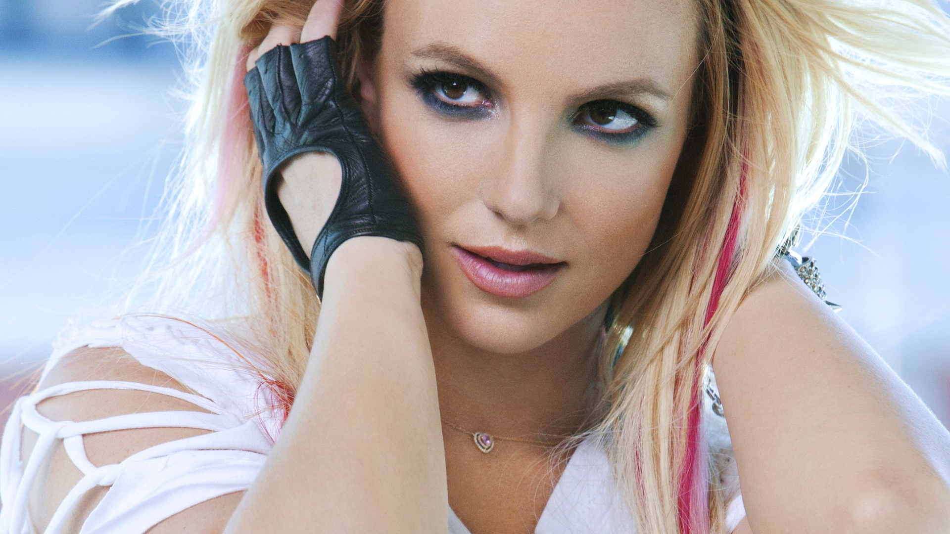Wallpaper ID 429225  Music Britney Spears Phone Wallpaper Pop Music  750x1334 free download