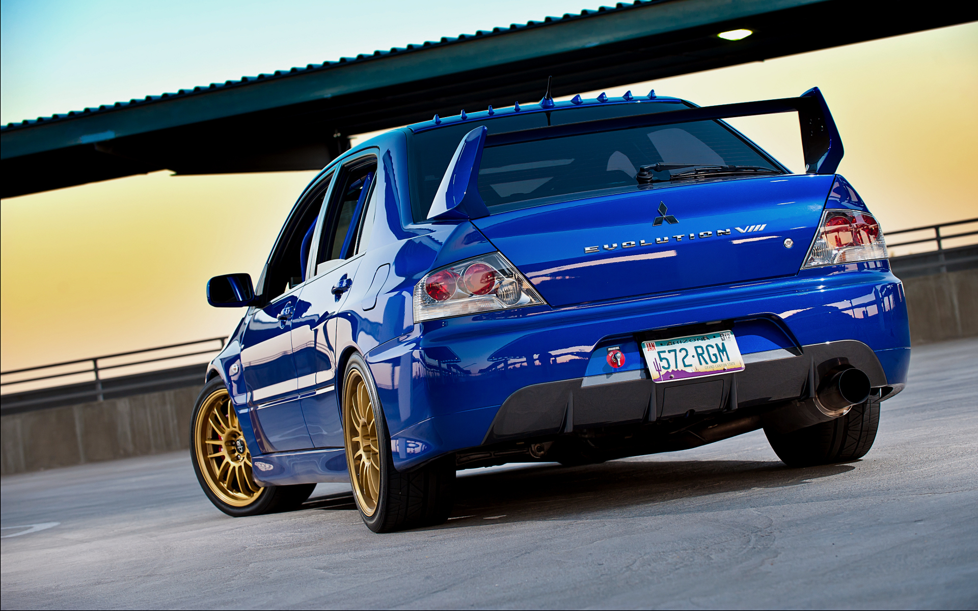 Mitsubishi Lancer девушка Evolution EVO