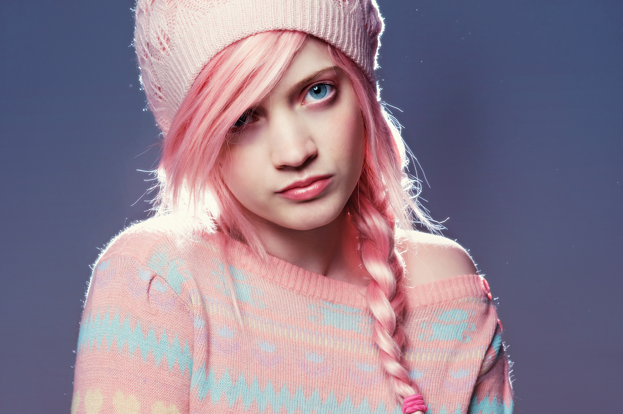 Картинки розовых девушек. Клава Кока розовый цвет волос. Пинк Хеир. Клава Кока с розовыми волосами. Клава Кока фото.