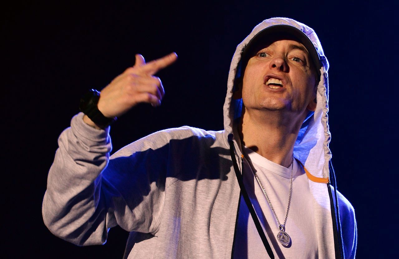 Eminem 2002