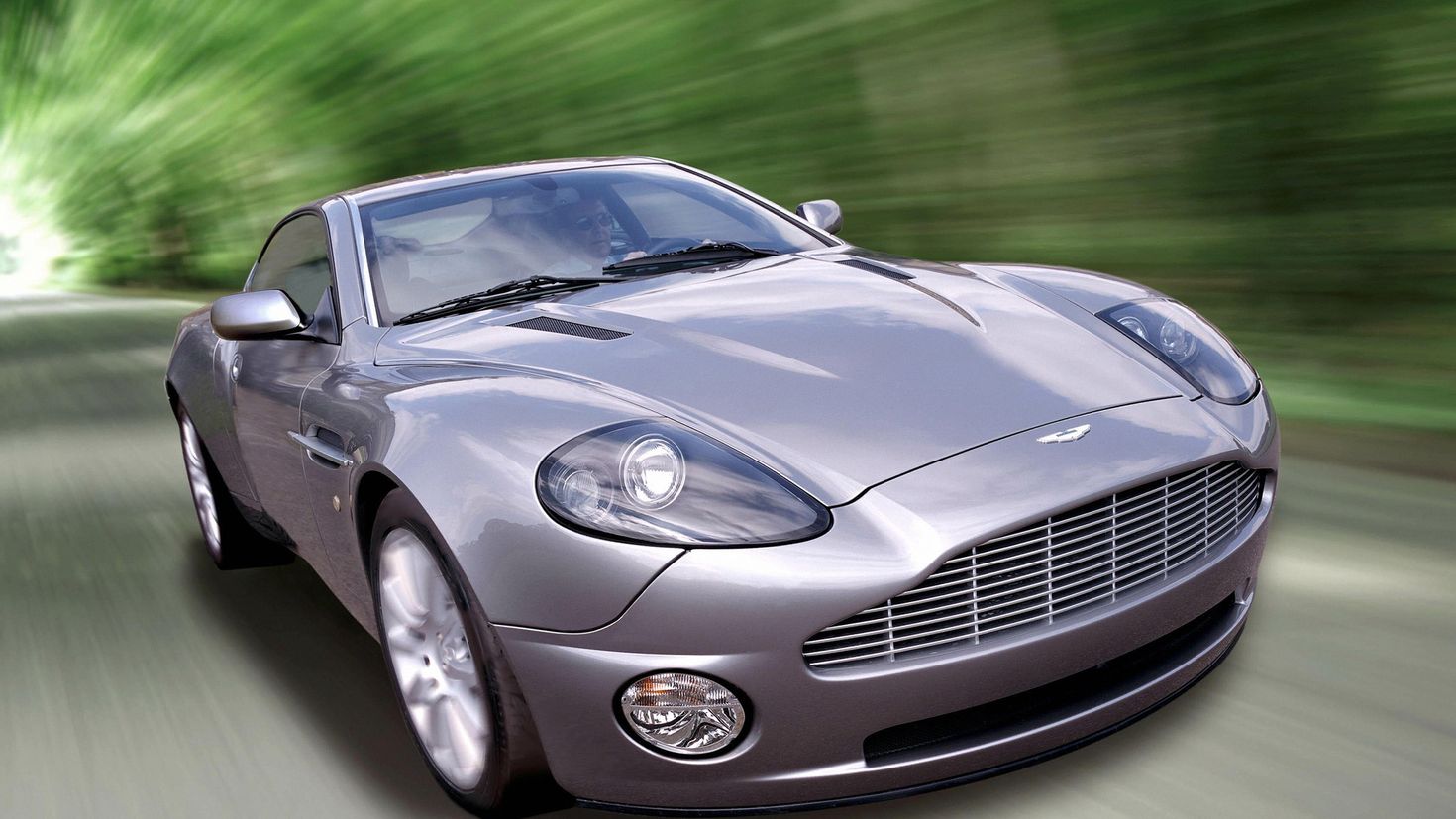 Aston Martin v12 Vanquish 2001