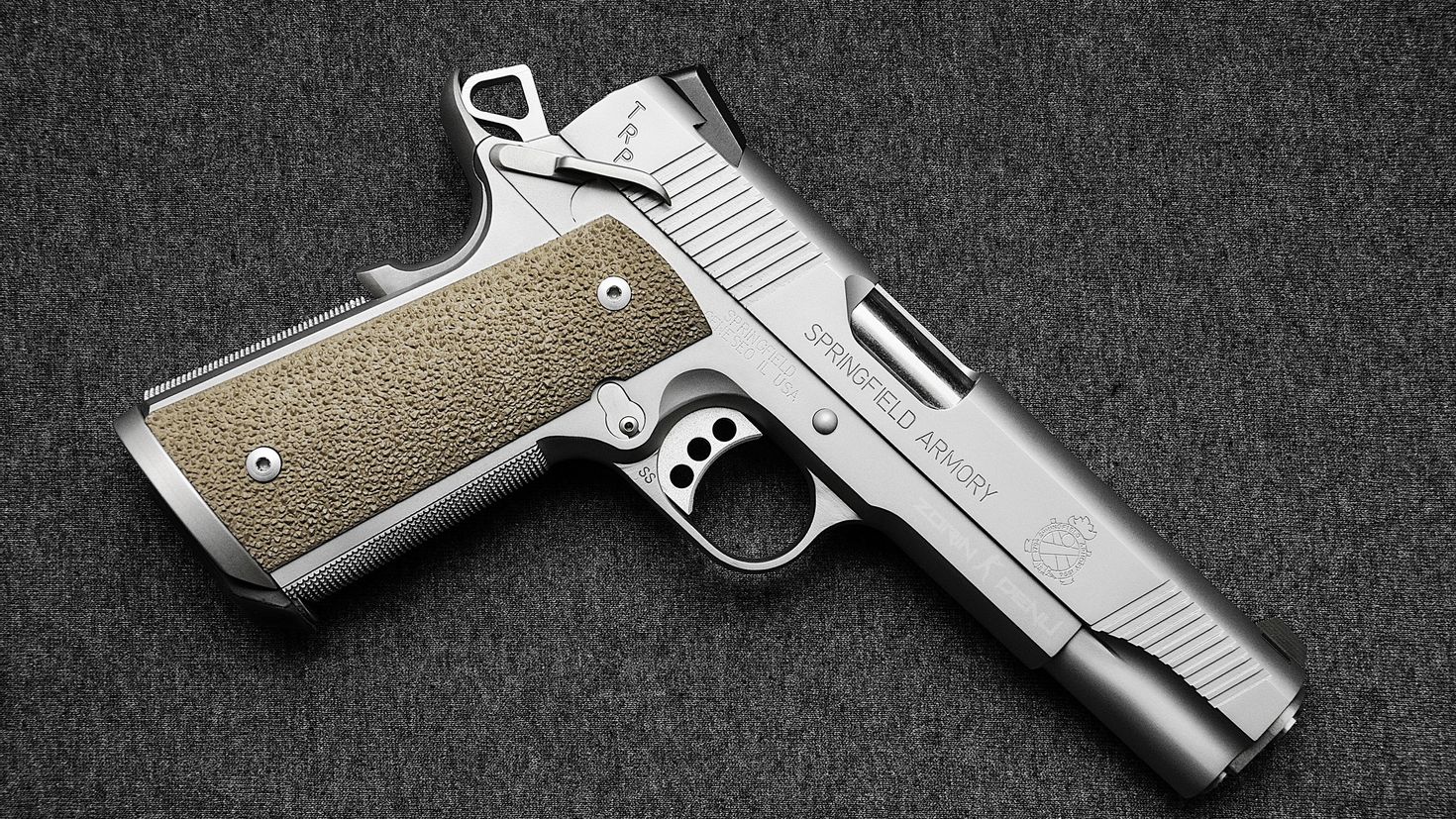 Фотка пистолета. Кольт 1911 Спрингфилд. Пистолет Springfield Armory 1911. Colt 1911 Springfield Armory. Спрингфилд армори м1911 а1.