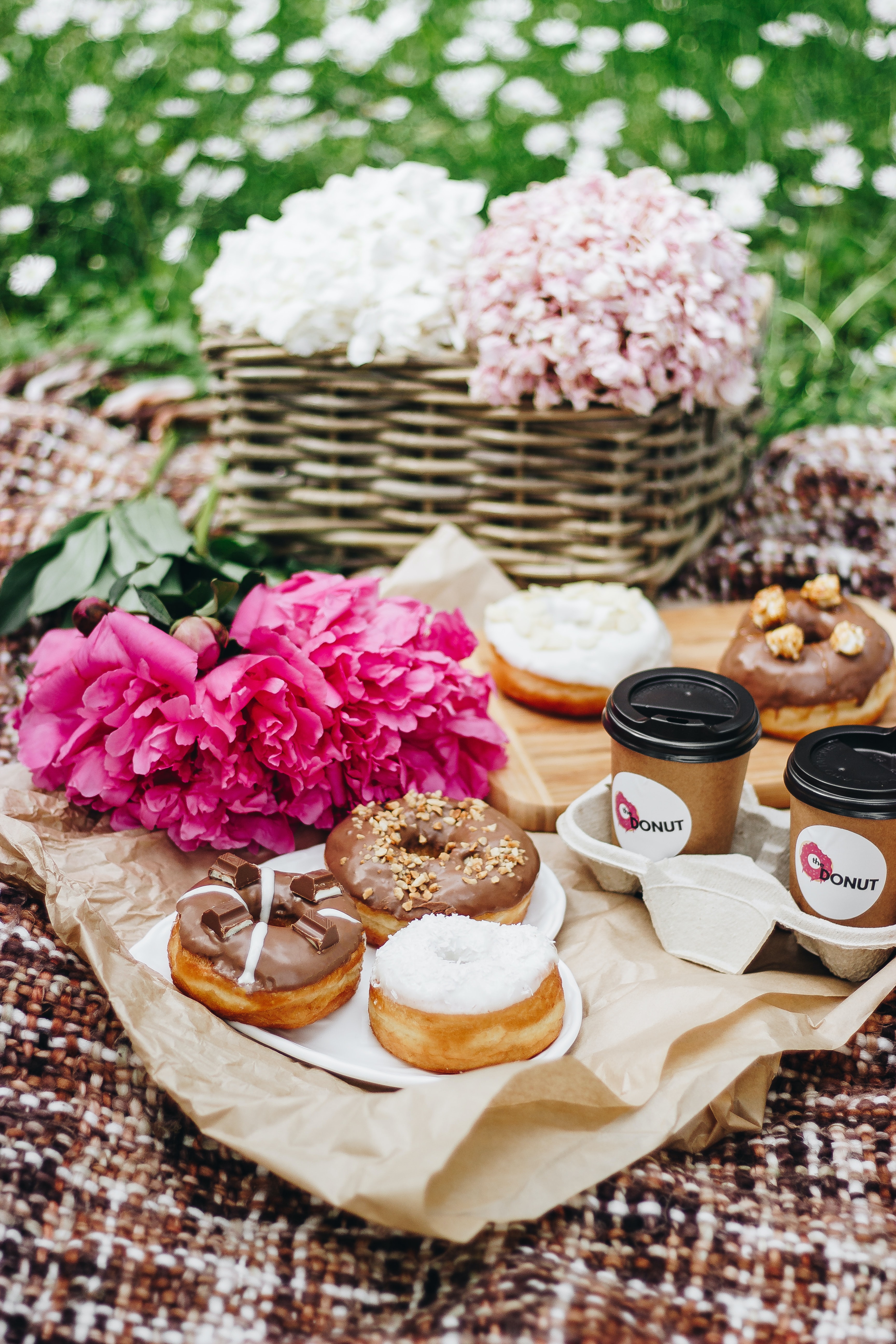 flowers, food, coffee, donut, doughnut, pion, peony, picnic