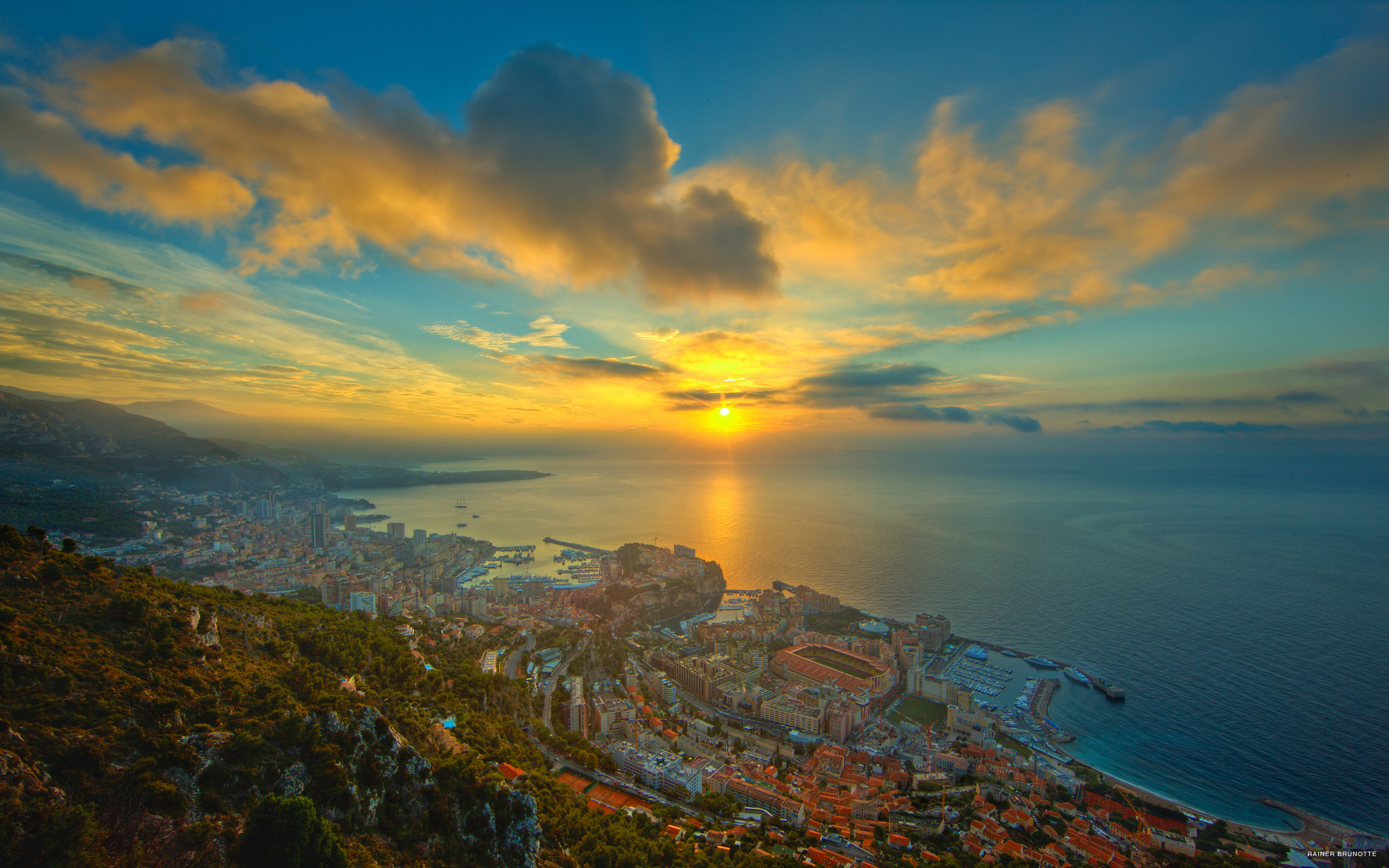 Как называется вид на море. Монако рассвет. Солнечный Монако. Море Монако море Монако. .Солнце Монако солнце Монако.
