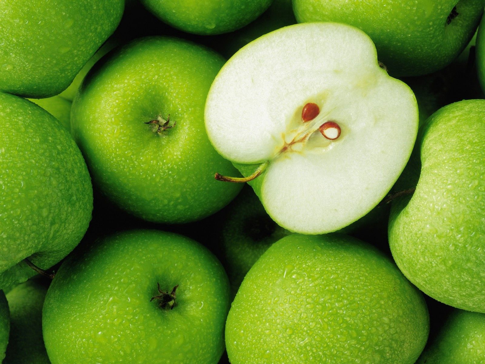 Free Images  Apples