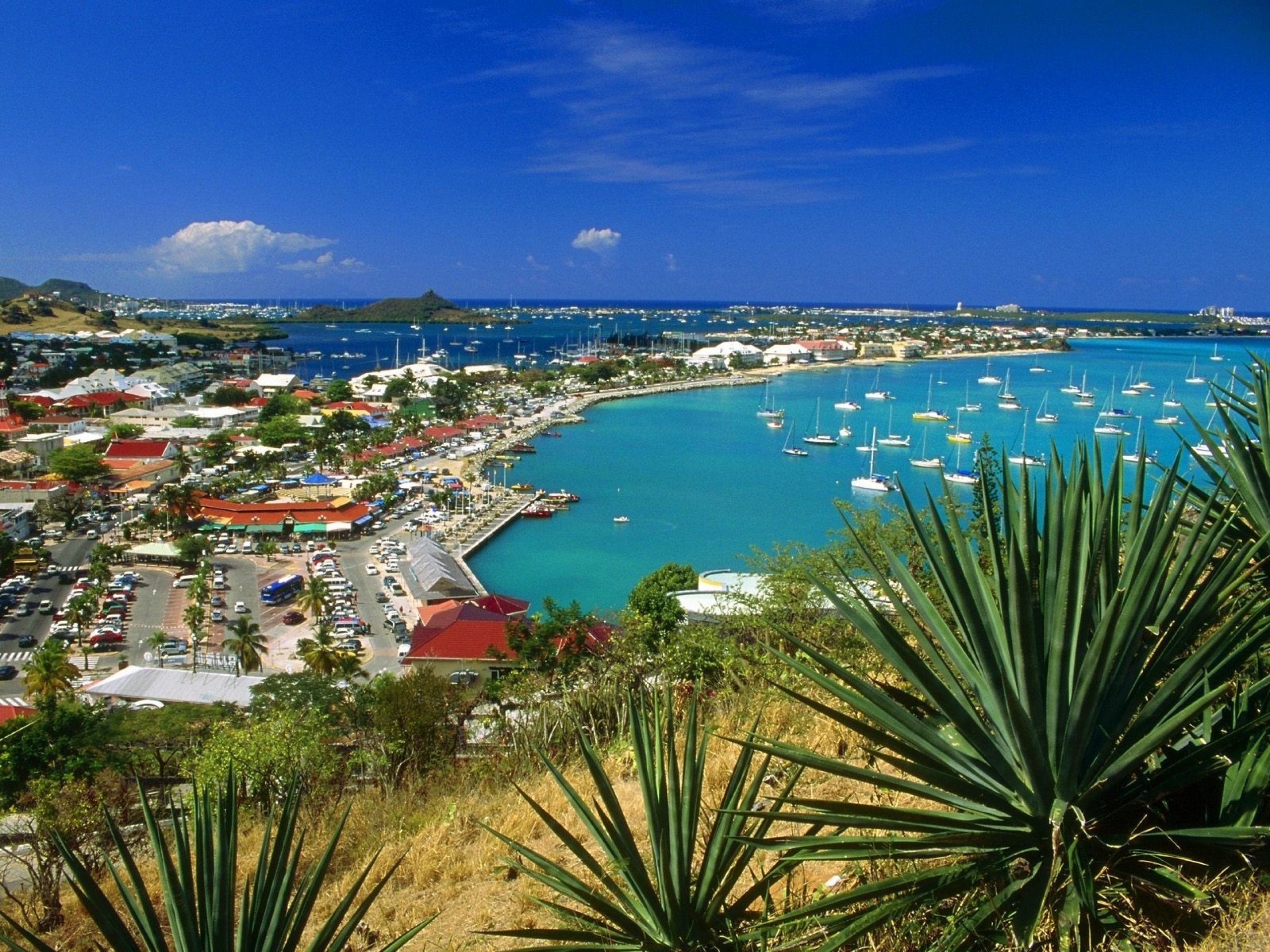 Карибские острова путешествия. Кингстон Ямайка. Порт Антонио Ямайка. Вест Индия это Ямайка. Marigot Bay, Saint Martin, French West Indies, Карибские острова.
