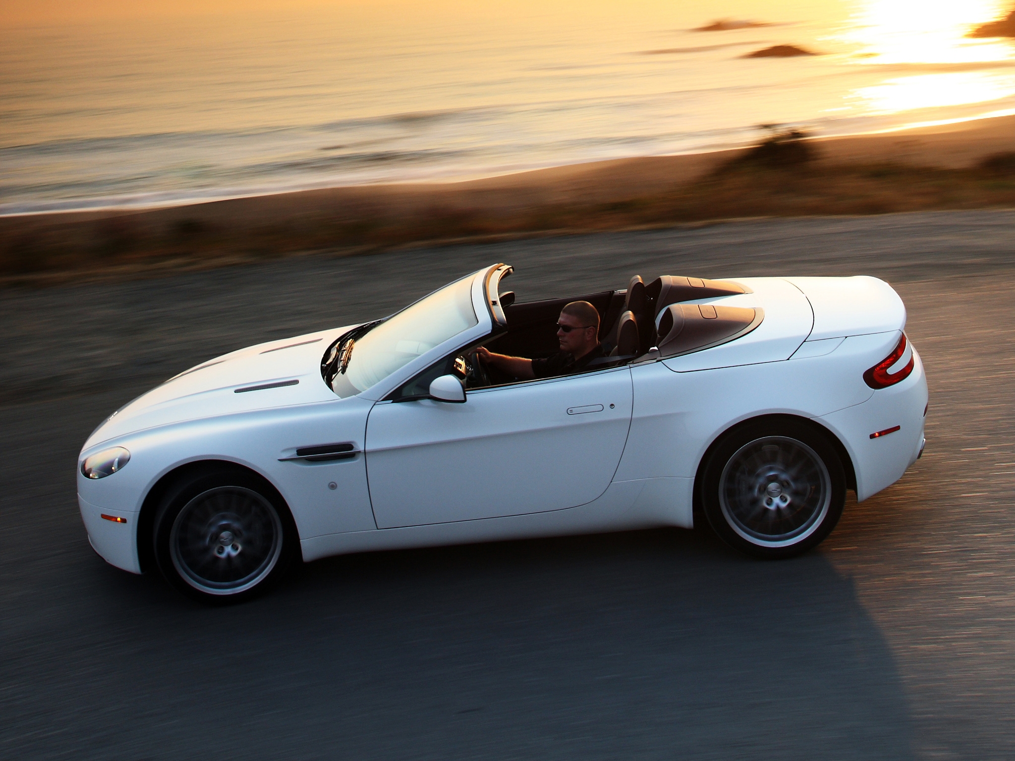 aston martin, cars, white, side view, speed, cabriolet, 2008, v8, vantage 32K
