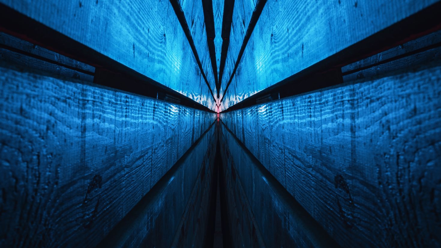 Синий тоннель
