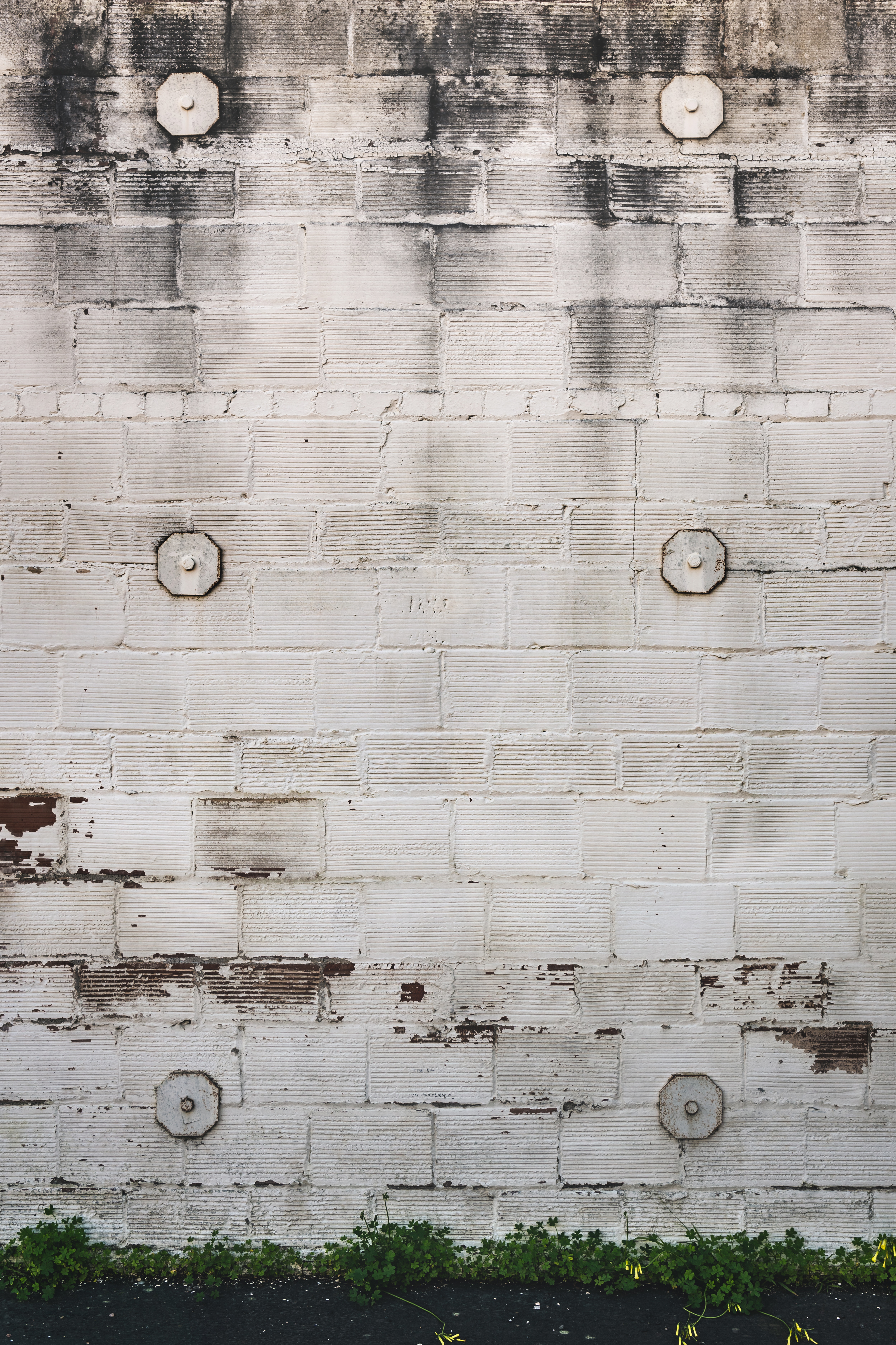 Download mobile wallpaper Stains, Spots, Wall, Brick, Textures, Texture for free.