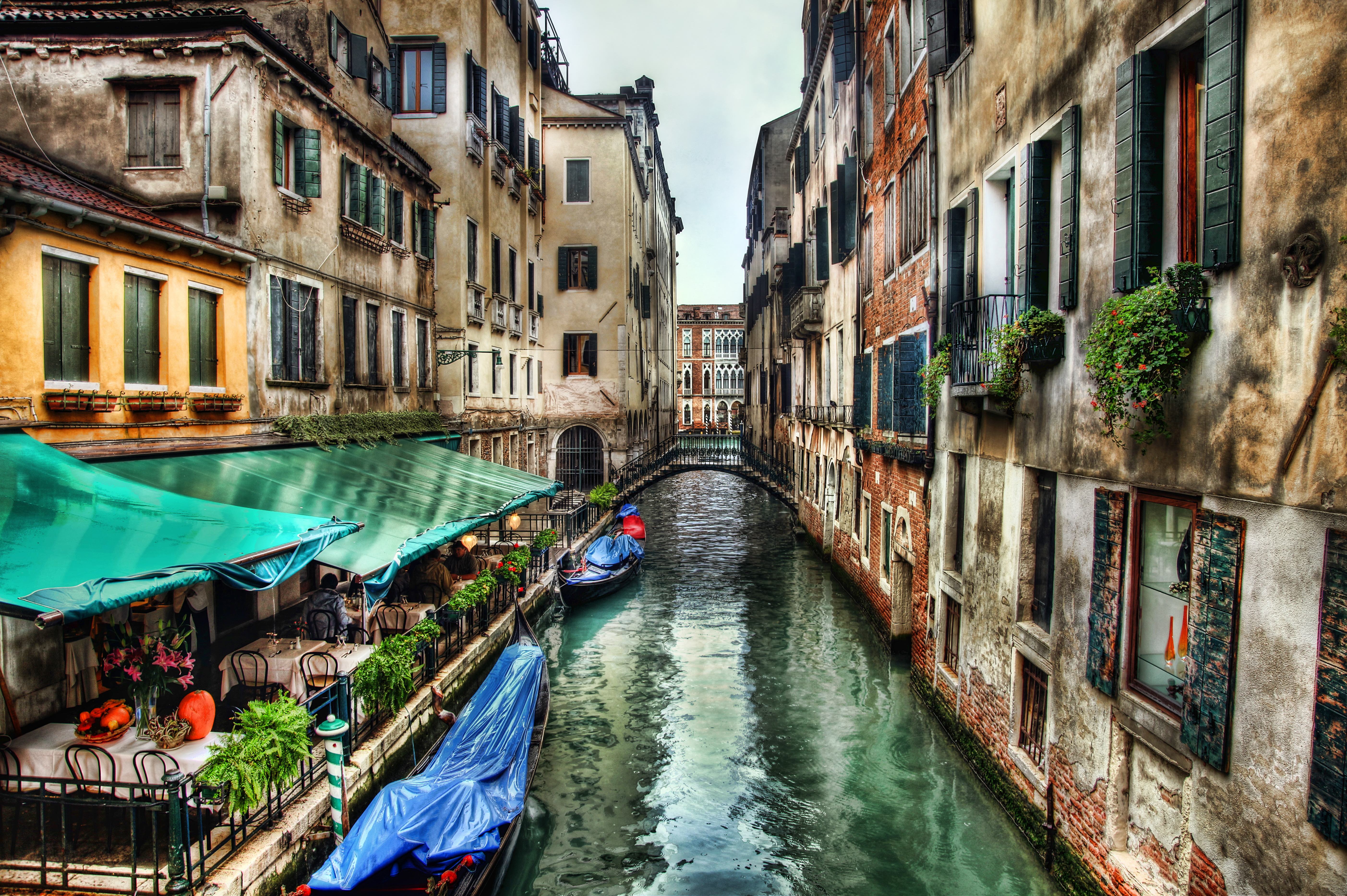 1525954 Bildschirmschoner und Hintergrundbilder Venedig auf Ihrem Telefon. Laden Sie  Bilder kostenlos herunter