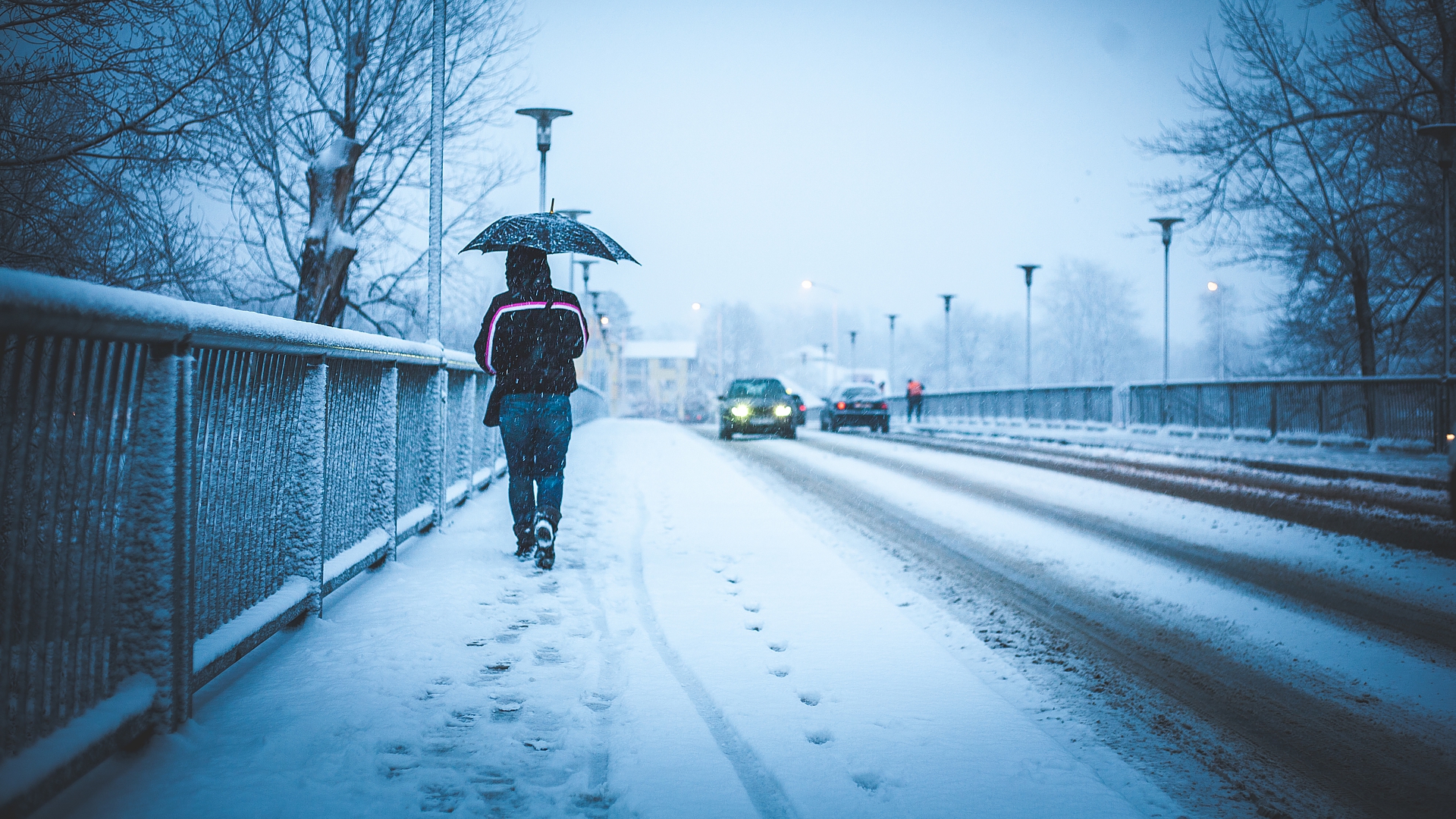 photography, winter, bridge, car, footprint, snow, umbrella Full HD