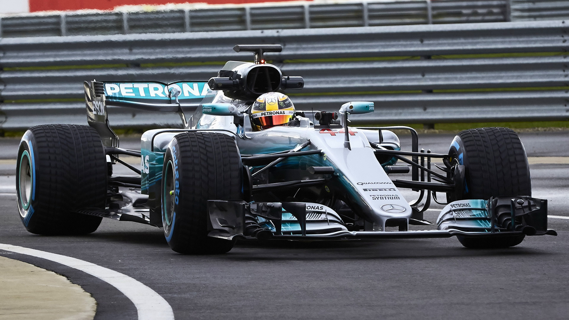 Mercedes AMG Petronas v11