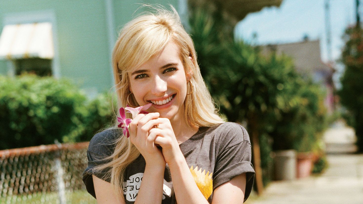 Emma video. Эмма Робертс. Эмма Робертс Emma Roberts. Эмма Робертс фото. Эмма Робертс 2021.