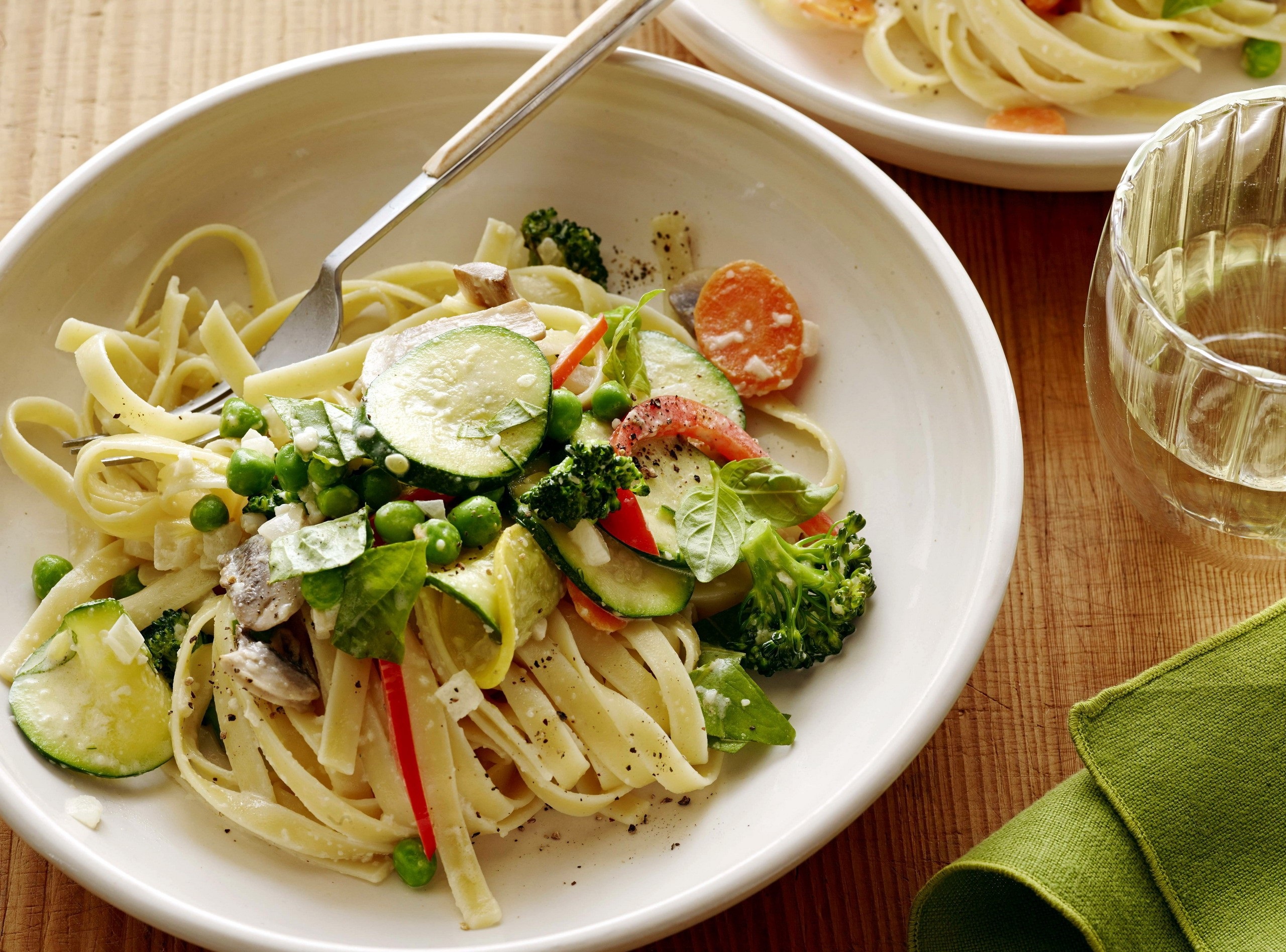 pasta, food, pea, plate, vegetable Image for desktop
