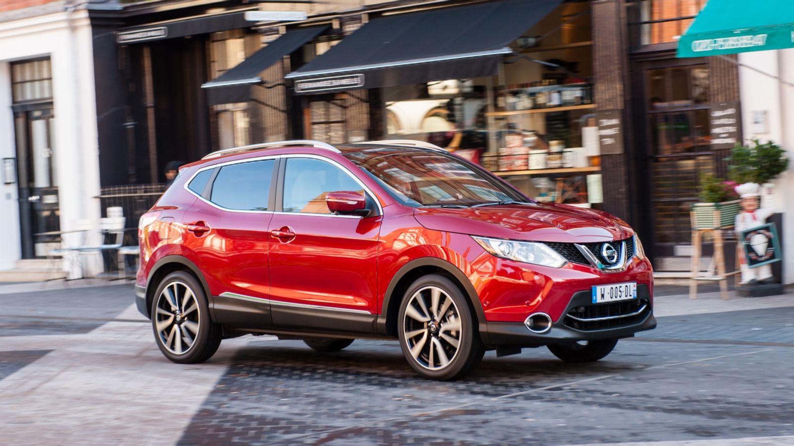 Nissan Qashqai красный 2014