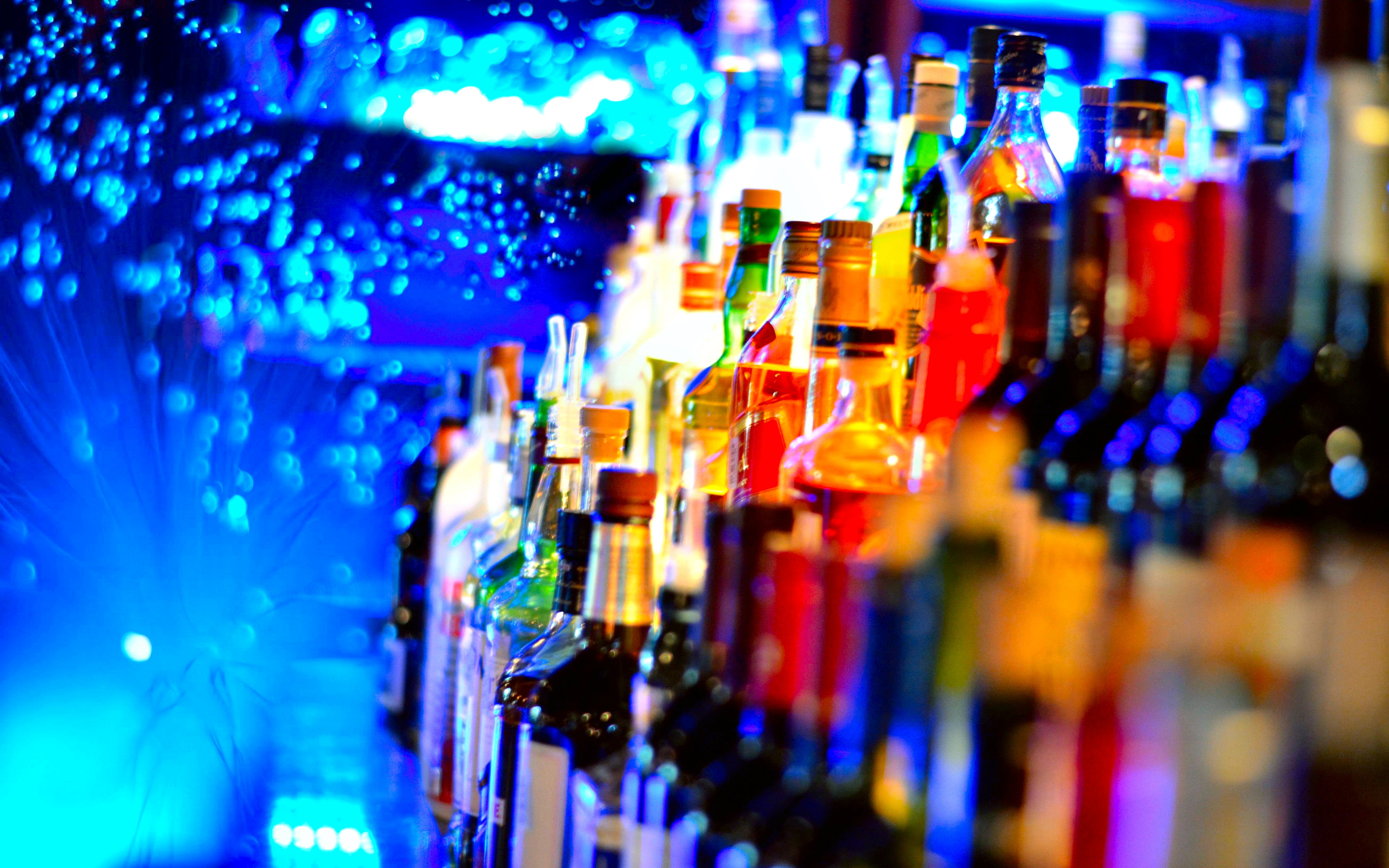 Creative Blurry Restaurant Wallpaper Stock Photo - Download Image Now -  Backgrounds, Bar - Drink Establishment, Blurred Motion - iStock