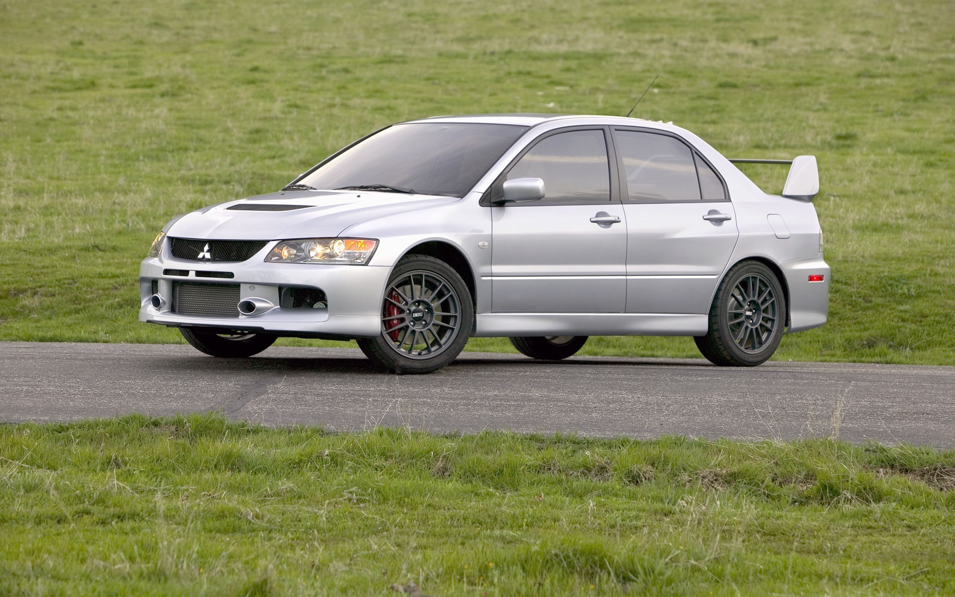 Эволюшн. Mitsubishi Lancer Evolution 2006. Mitsubishi EVO 9. Mitsubishi Lancer Evolution IX. Mitsubishi Lancer Evolution 2005.