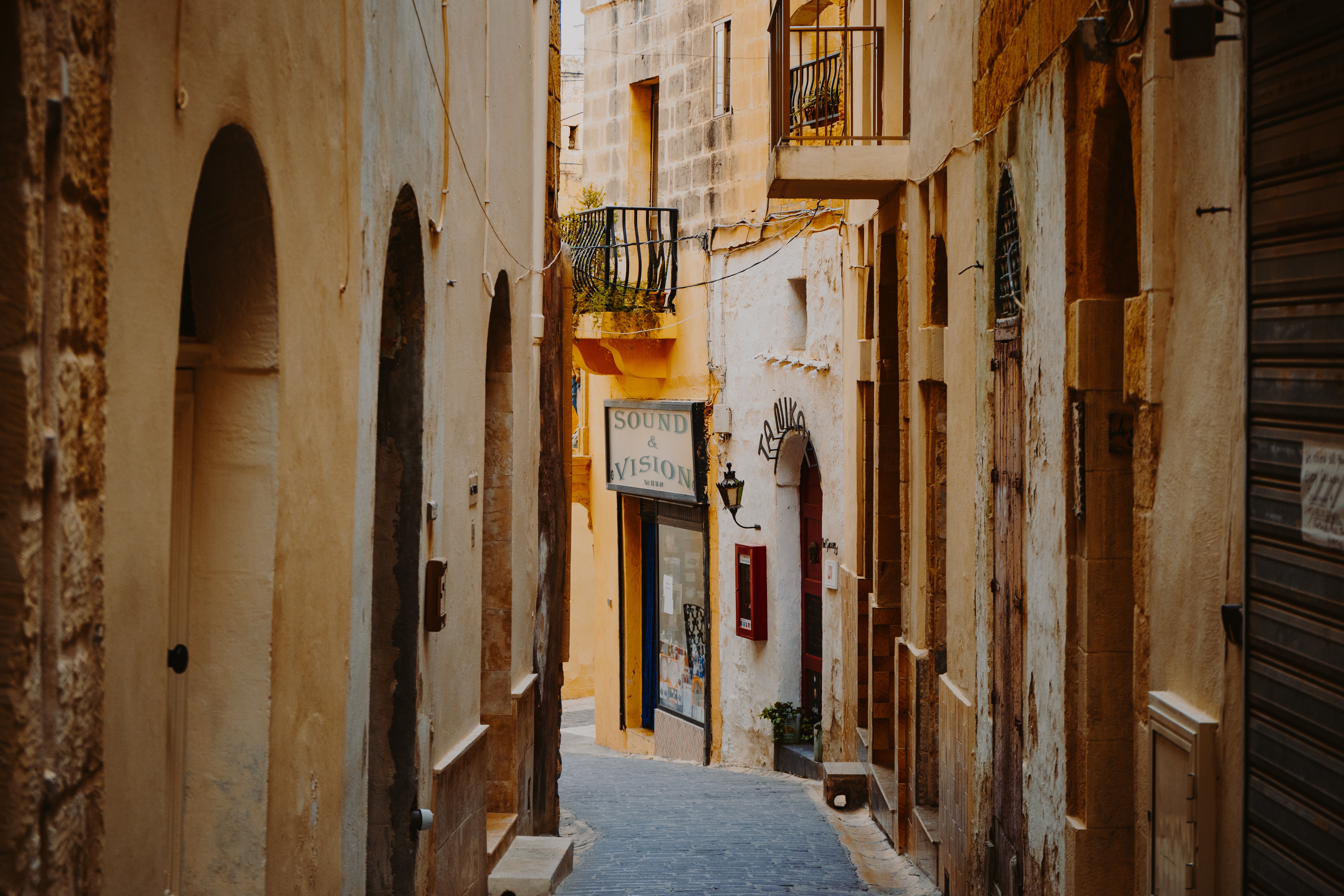 street, malta, cities, building, lane, victoria for android
