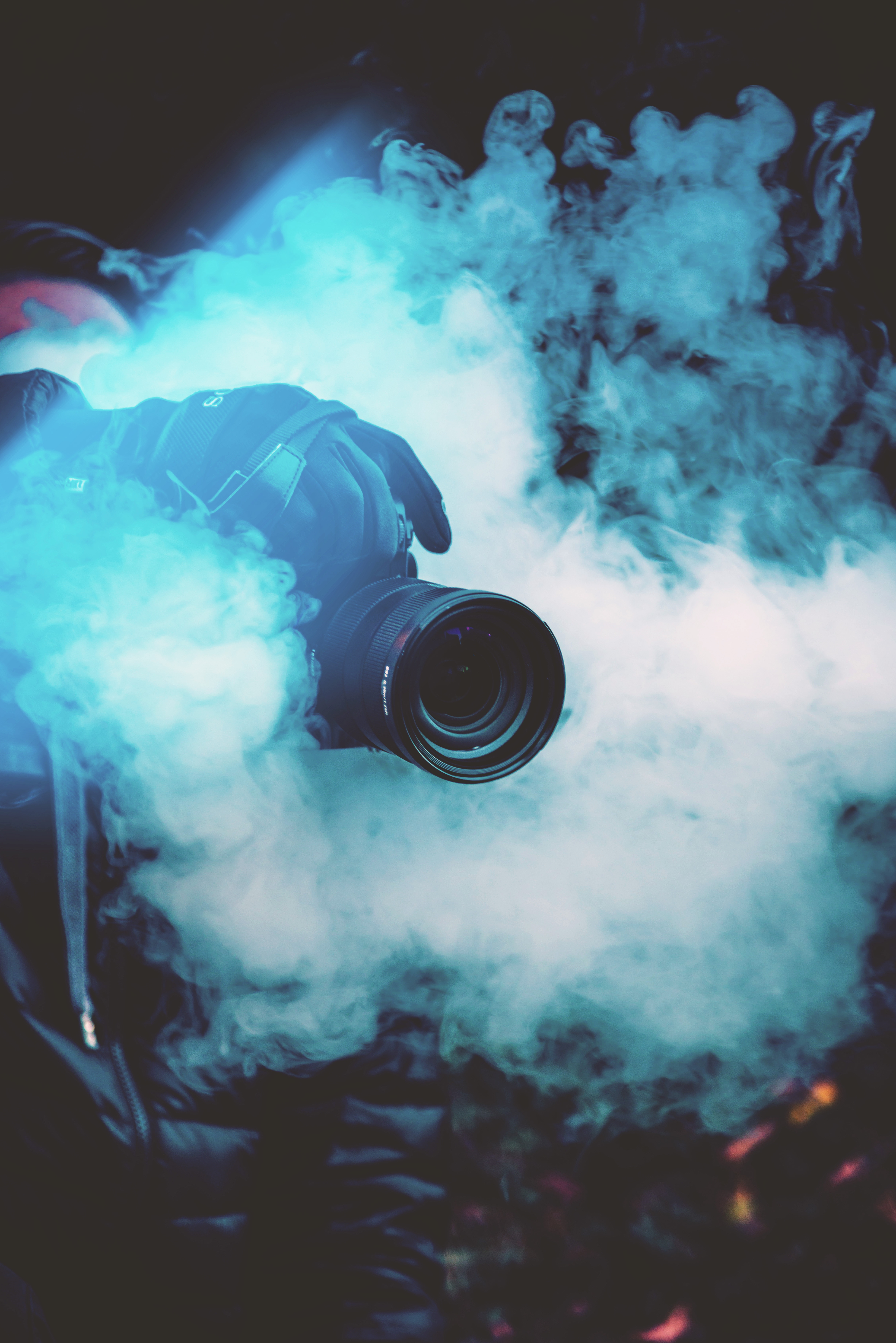 photographer, smoke, camera, technology, technologies, colored smoke, coloured smoke Smartphone Background