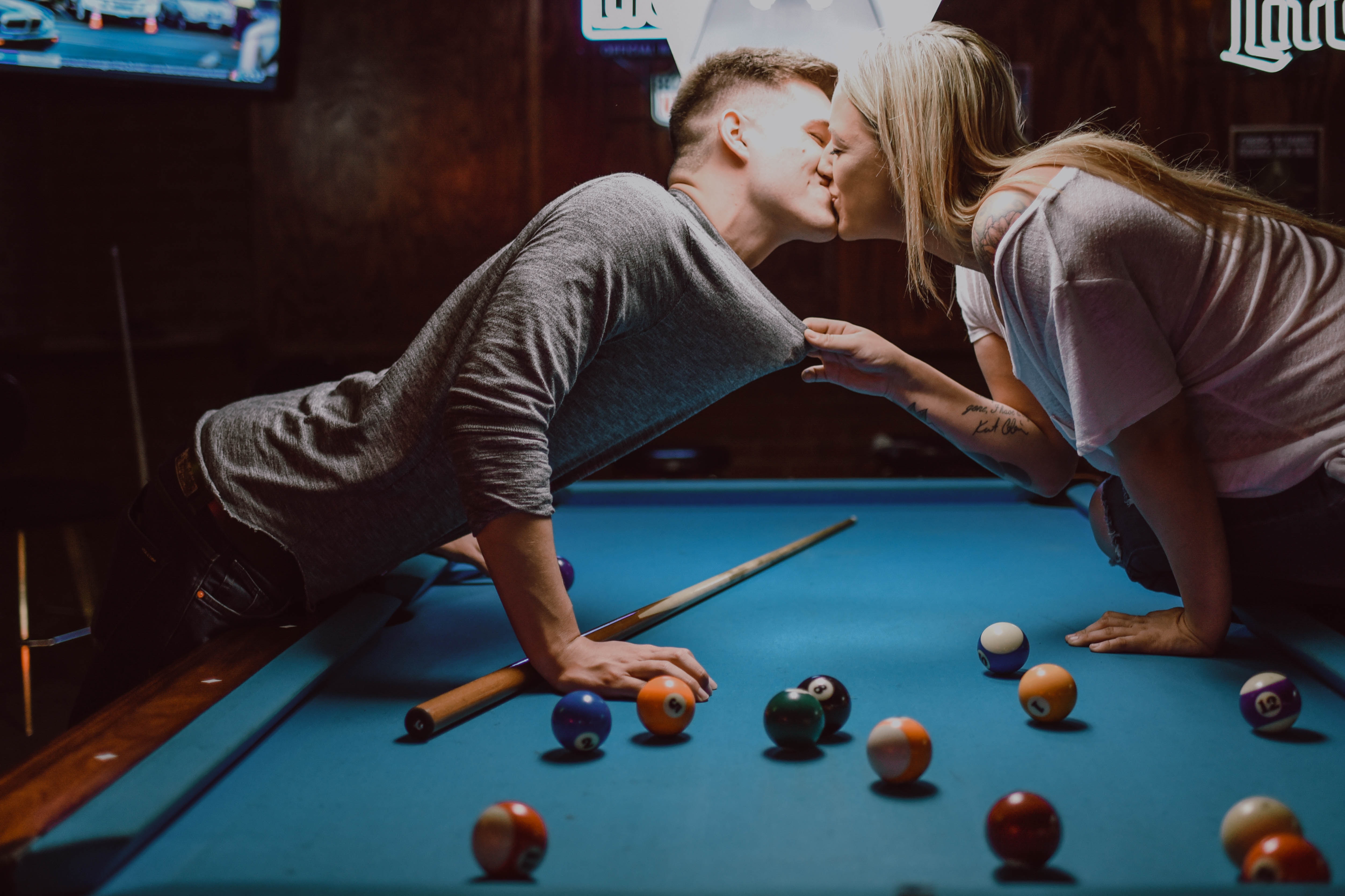 kiss, billiards, love, pair, couple, tenderness wallpaper for mobile