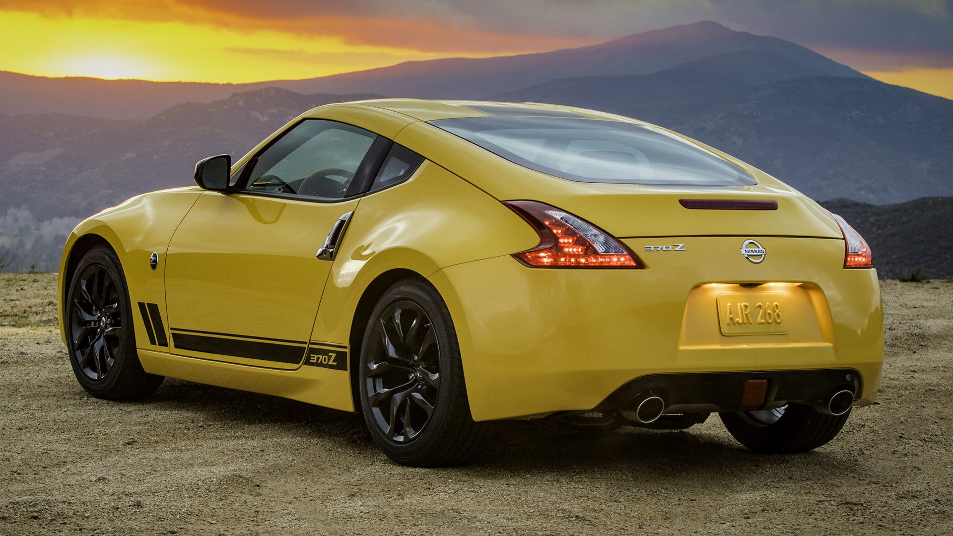 Nissan 370z Р¶РµР»С‚С‹Р№