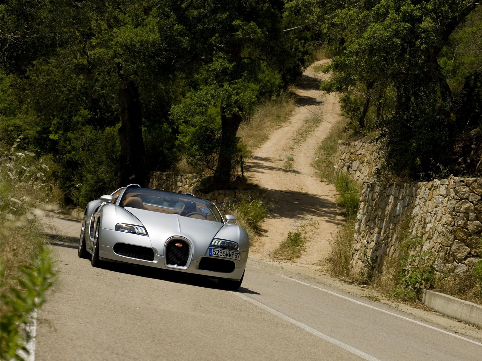 Download mobile wallpaper Bugatti, Roads, Transport, Auto for free.