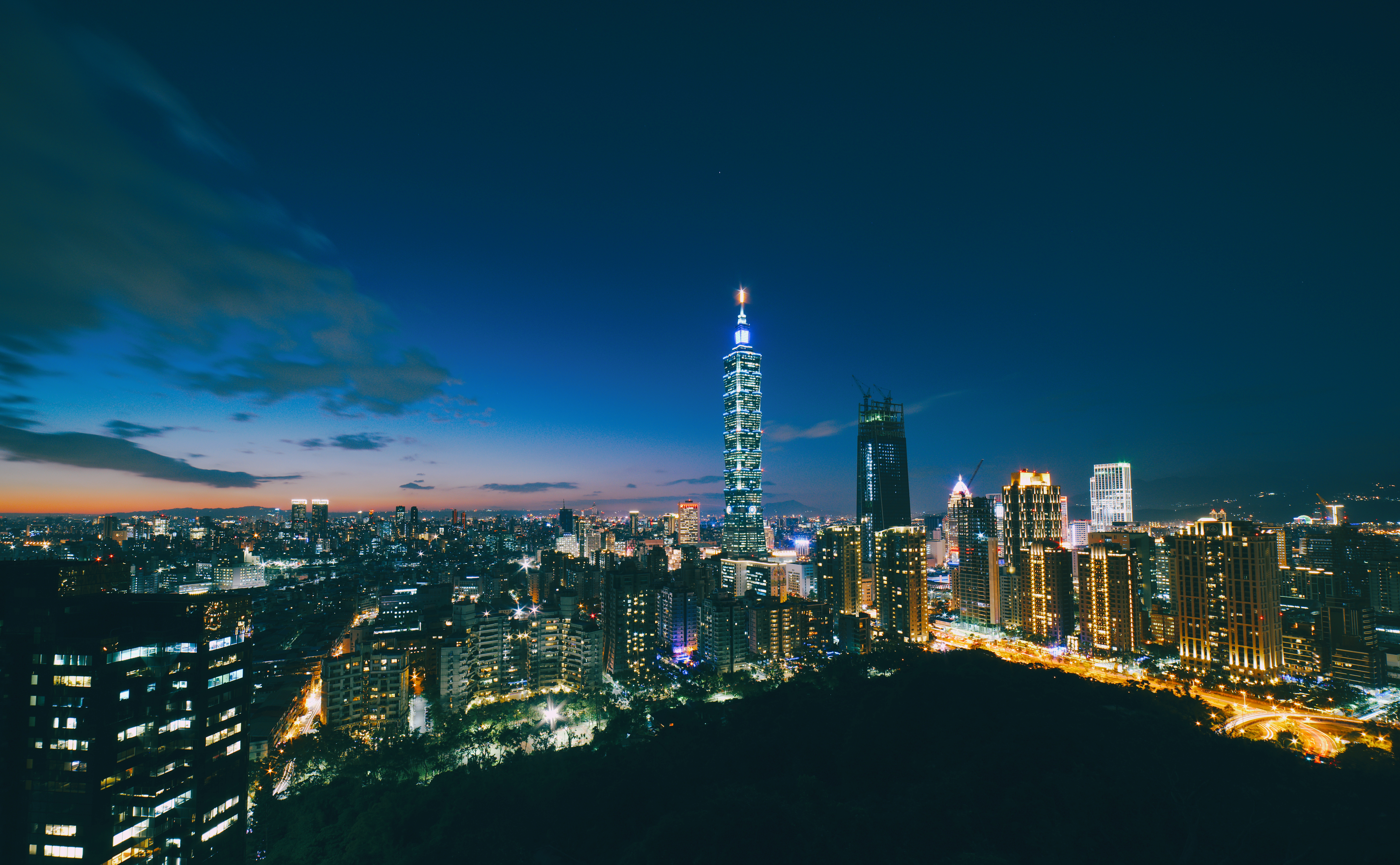 86522 télécharger le fond d'écran l'architecture, villes, gratte ciel, vue d'en haut, vue d’en haut, ville de nuit, grattes ciels, chine, taïwan, taiwan, taipei - économiseurs d'écran et images gratuitement