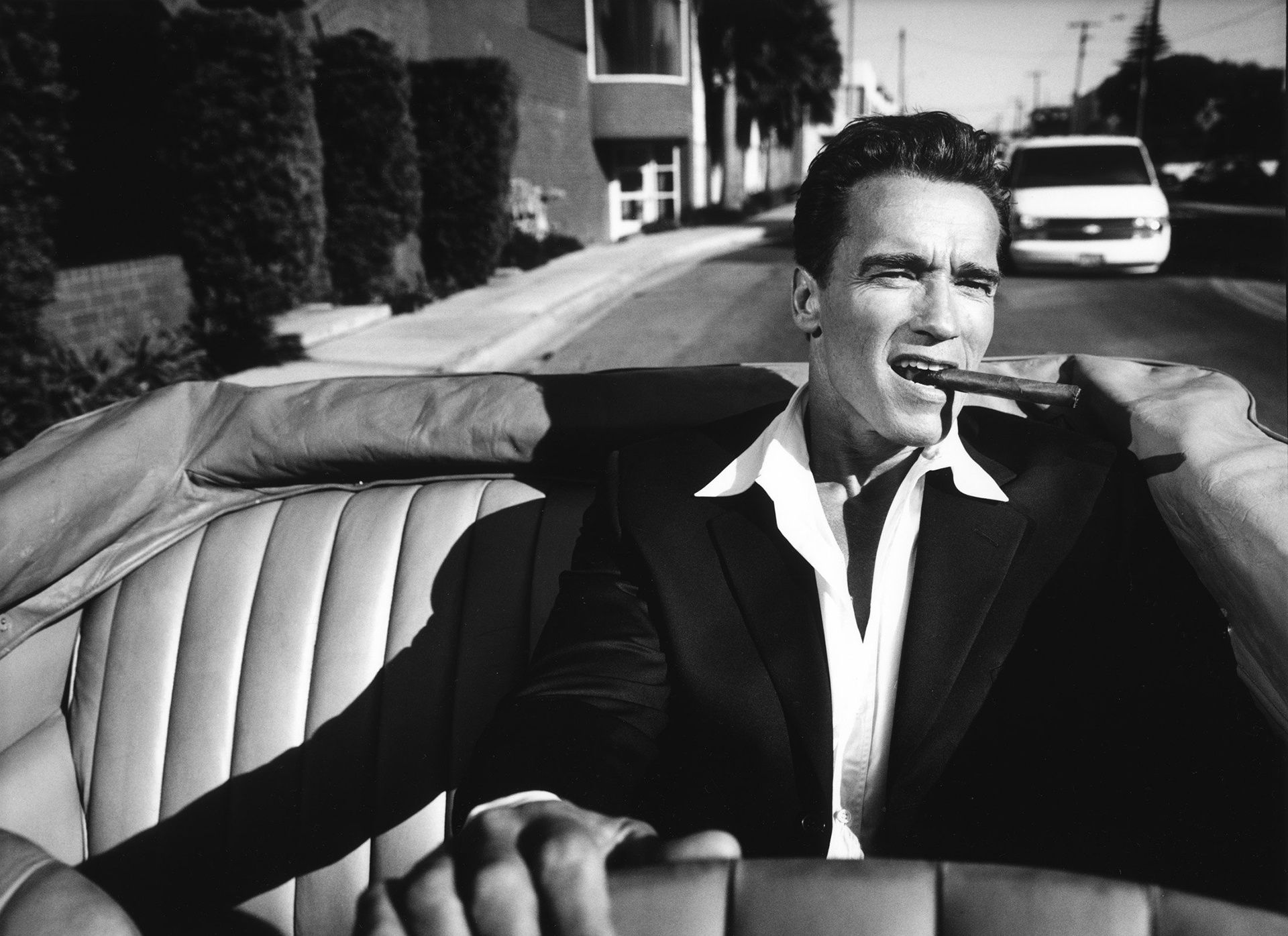 celebrity, arnold schwarzenegger, actor, american, black & white, cabriolet, cigar