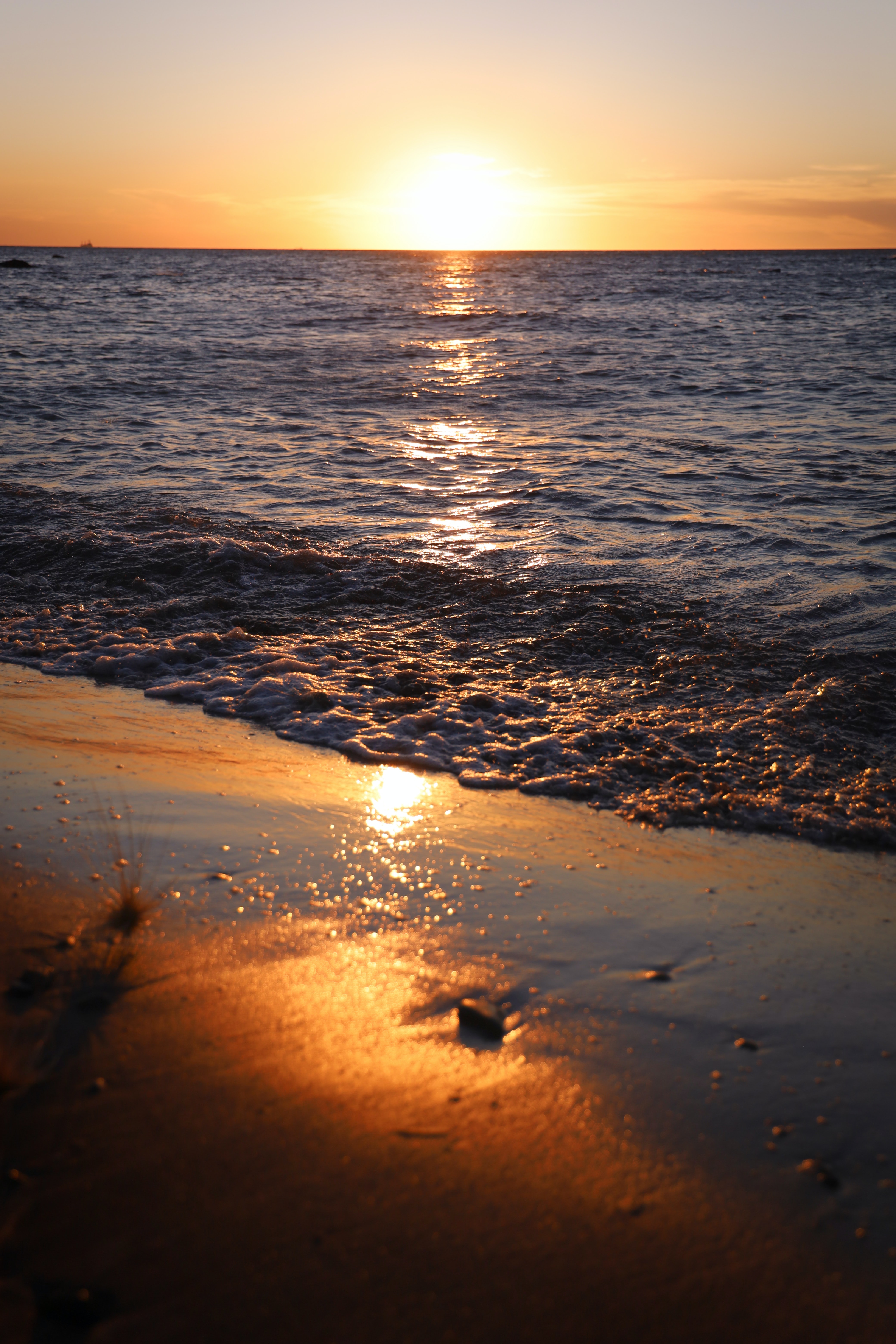 130393 descargar imagen agua, naturaleza, puesta del sol, mar, sol, horizonte, destello, deslumbramiento: fondos de pantalla y protectores de pantalla gratis