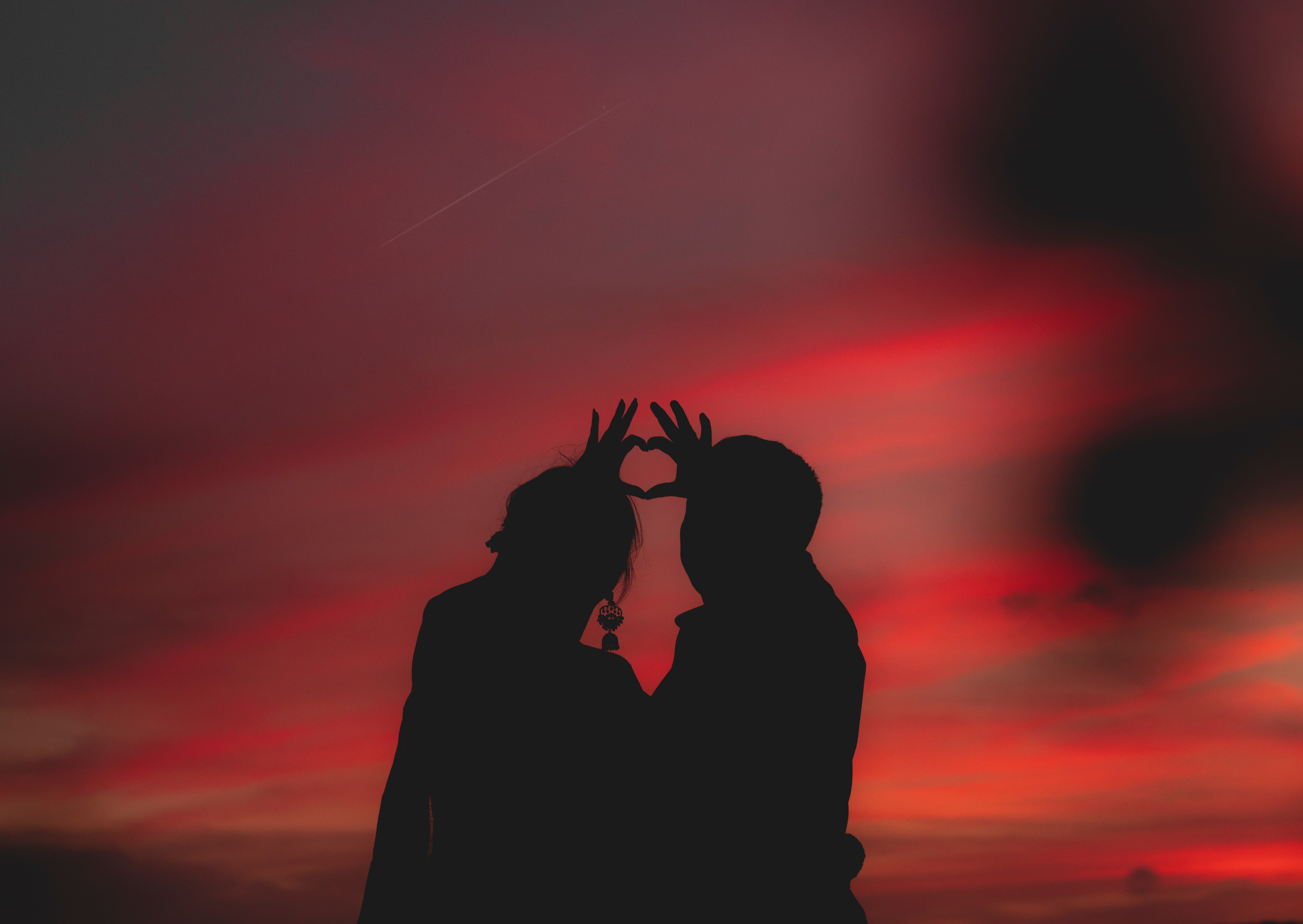 couple, love, hands, heart, pair, silhouettes