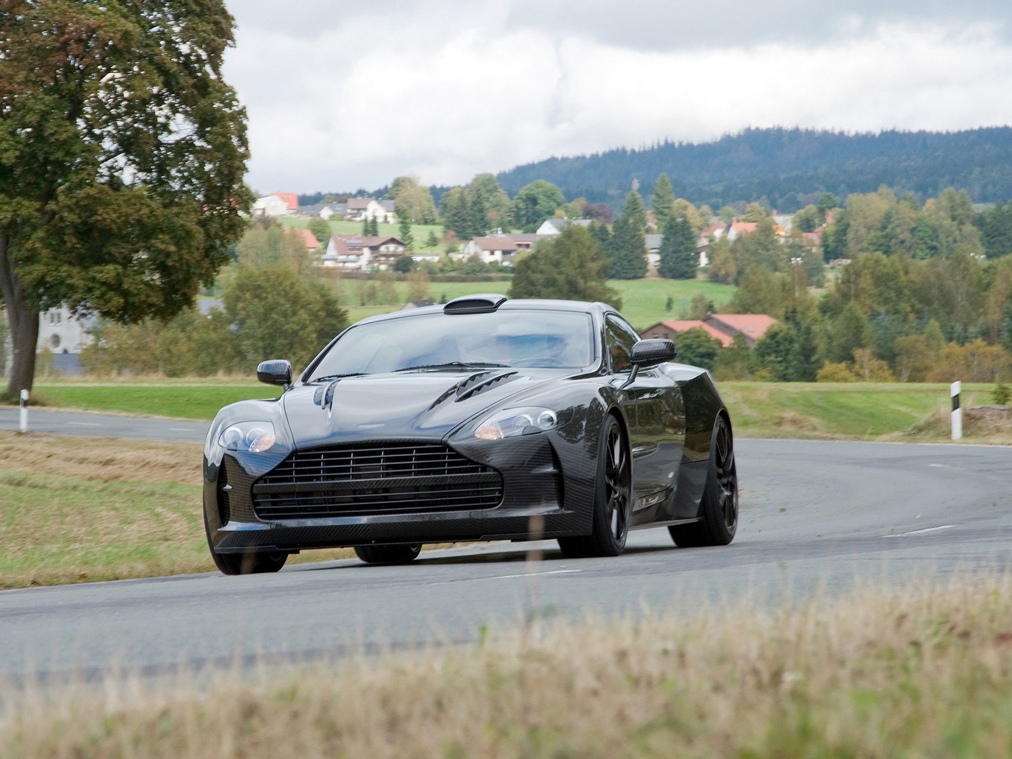 aston martin db11