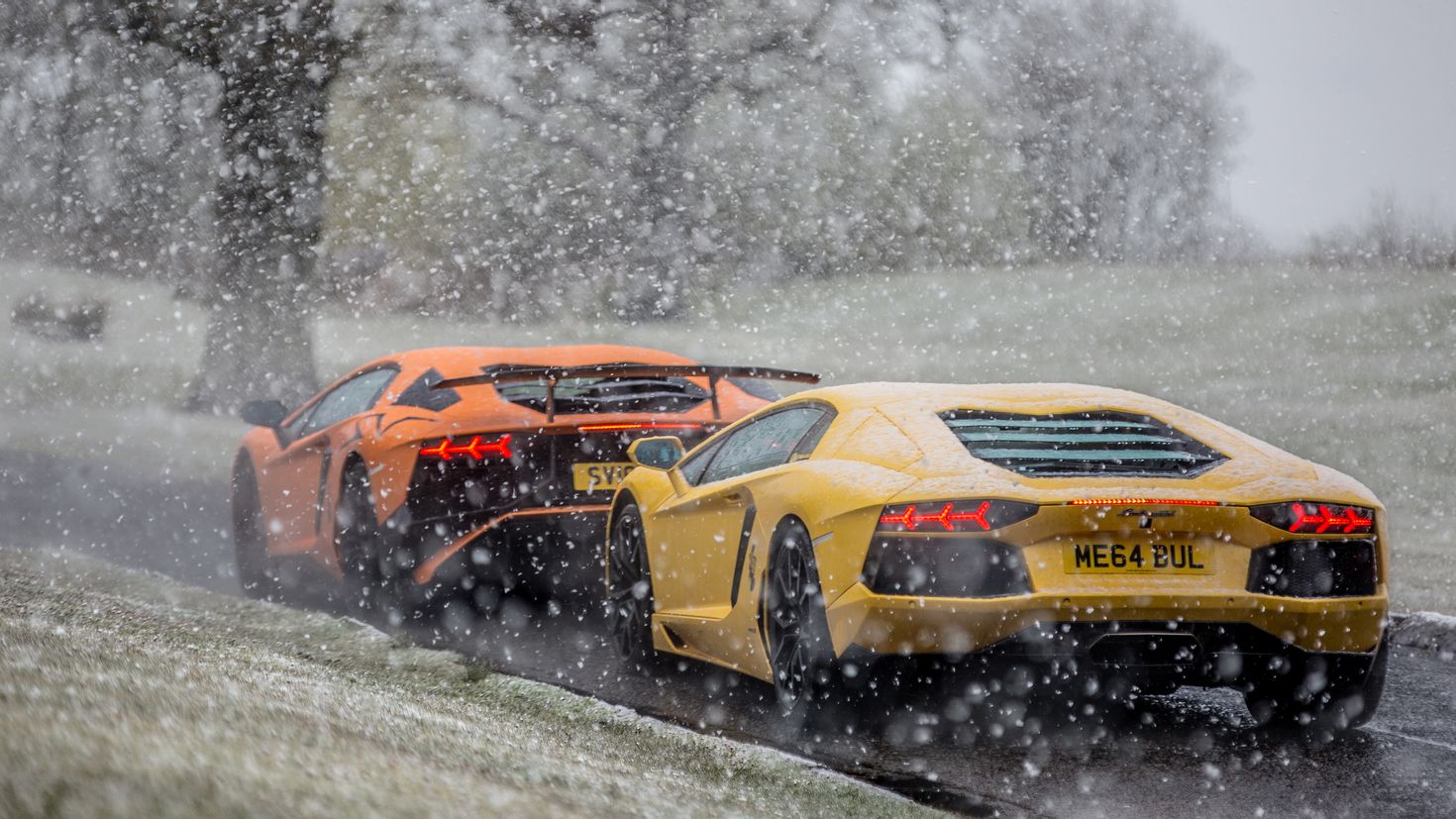 Lamborghini на снегу