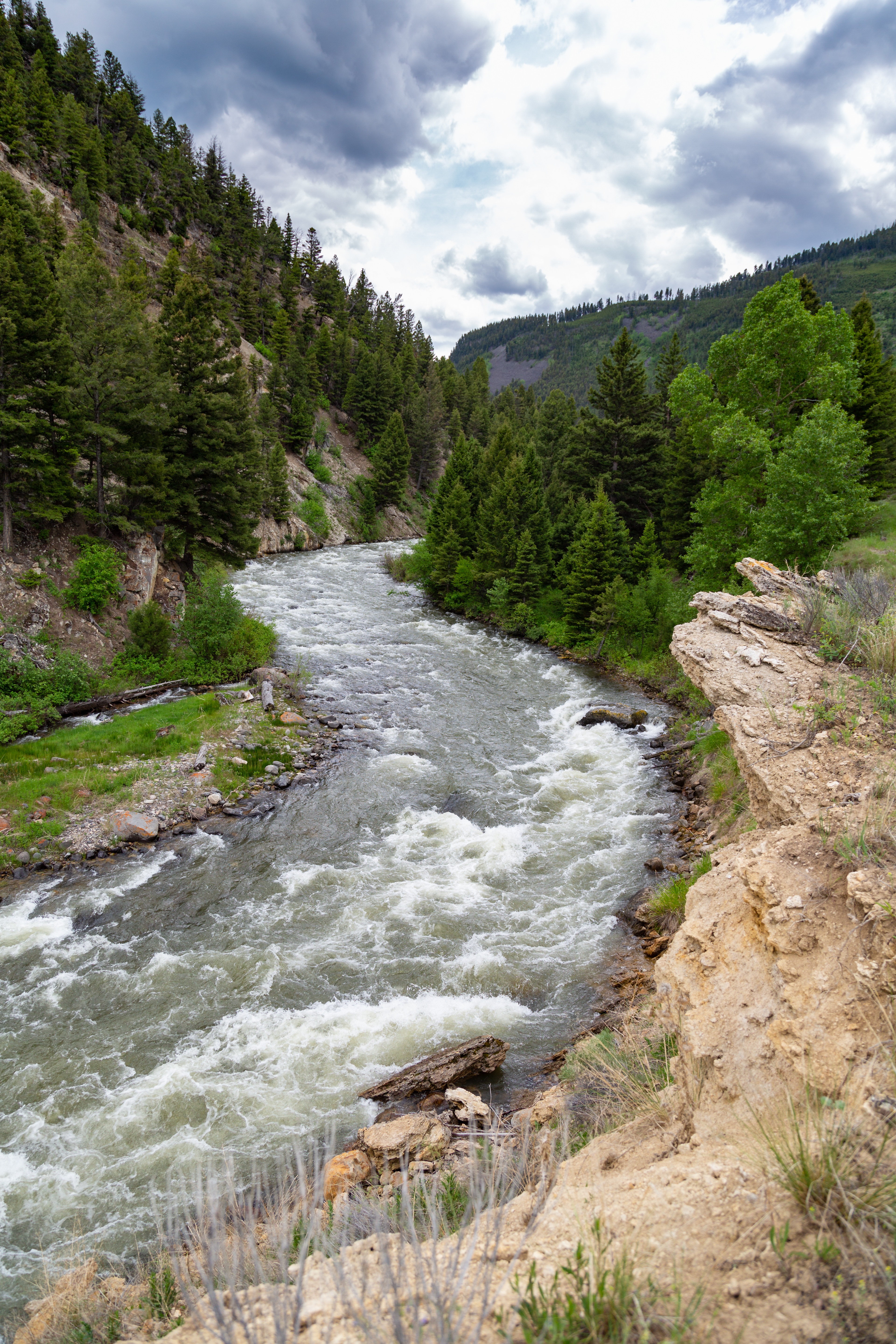 Laden Sie das Fließen, Fluss, Hügel, Hill, Natur, Sky, Wald, Flüsse-Bild kostenlos auf Ihren PC-Desktop herunter