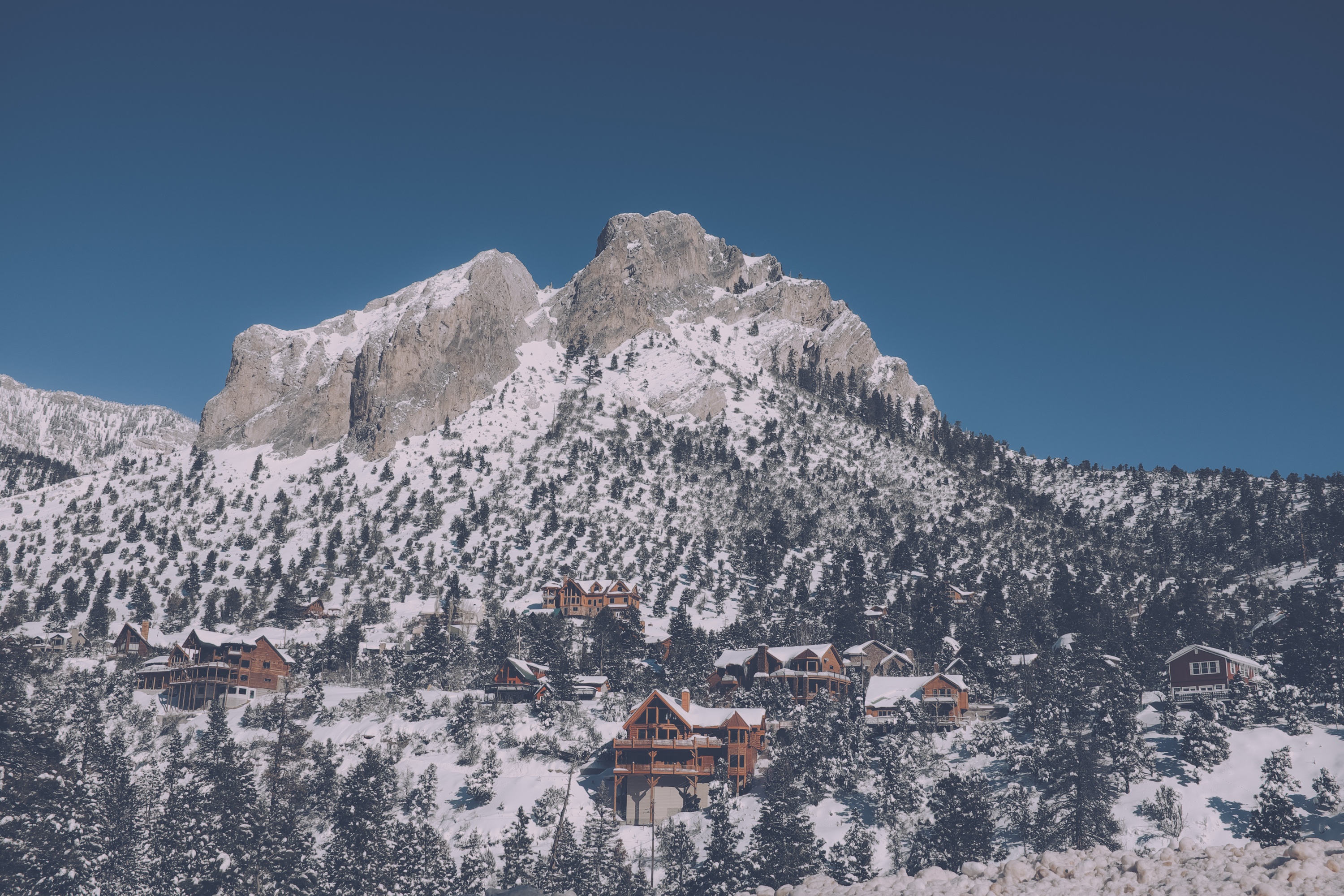 relaxation, mountains, nature, houses, snow, vertex, top, rest wallpaper for mobile