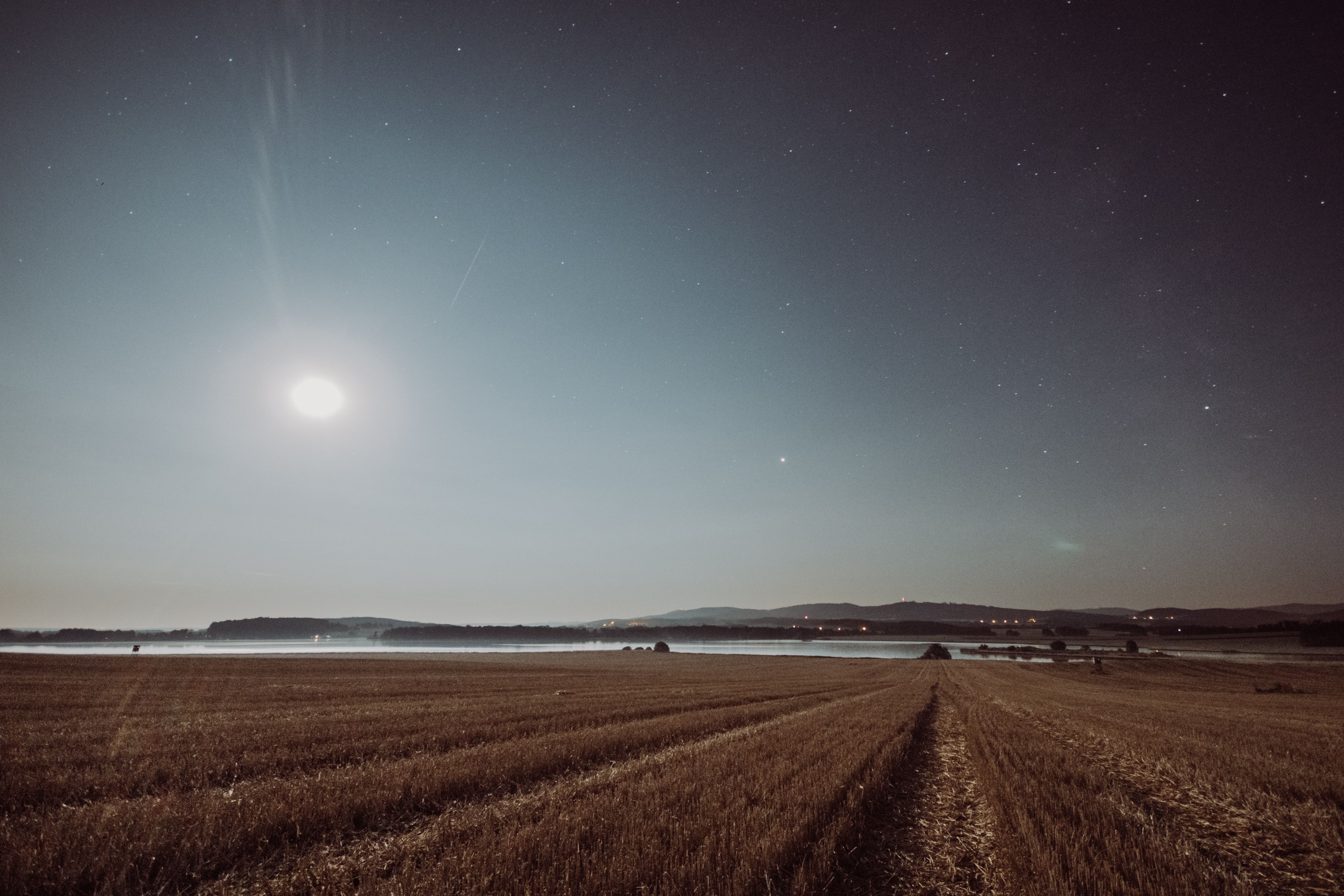 Stars horizon. Ночное поле. Поле ночью. Ночное небо в поле. Ночной Горизонт.
