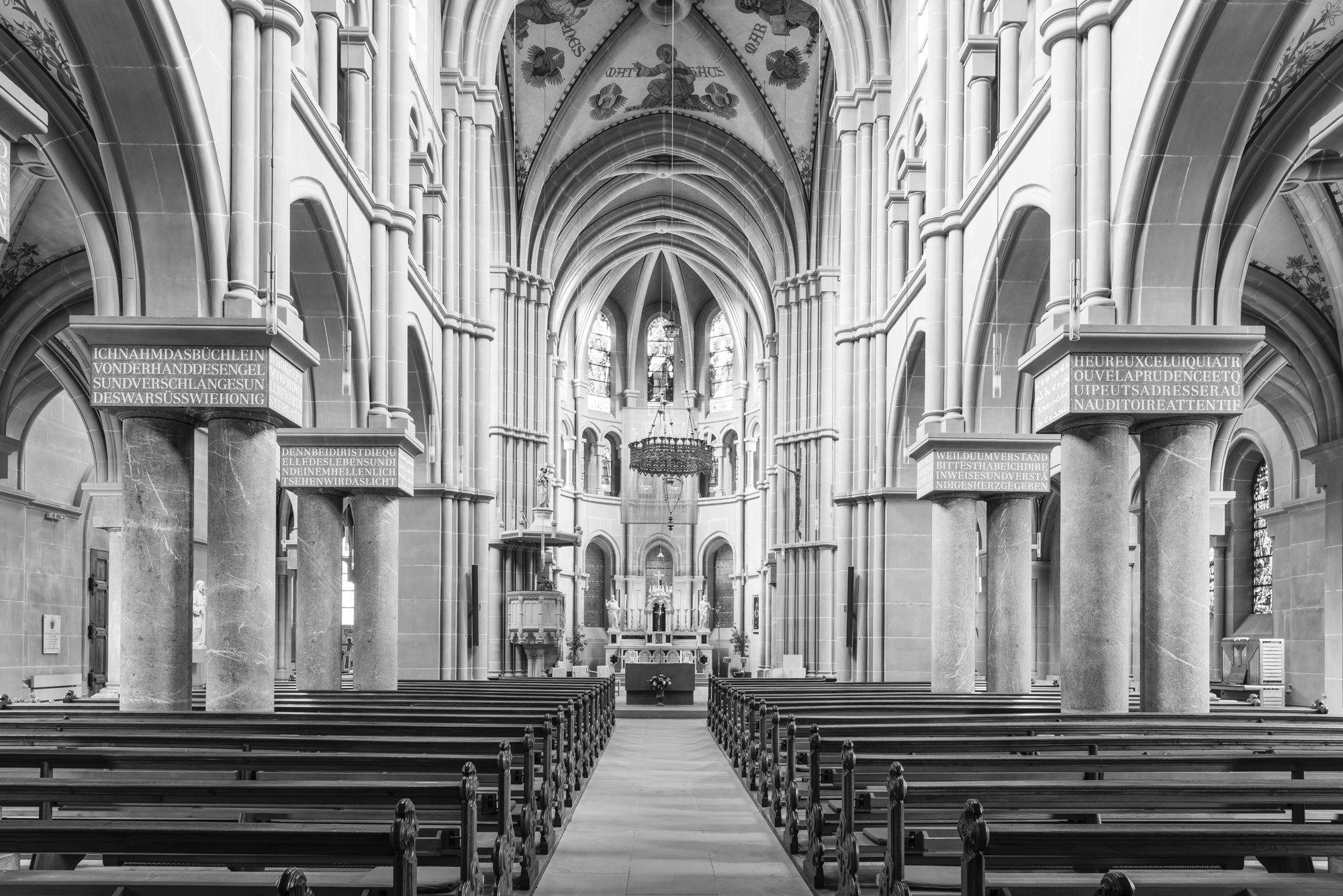 Download mobile wallpaper Architecture, Church, Photography, Religion, Black & White, Religious for free.