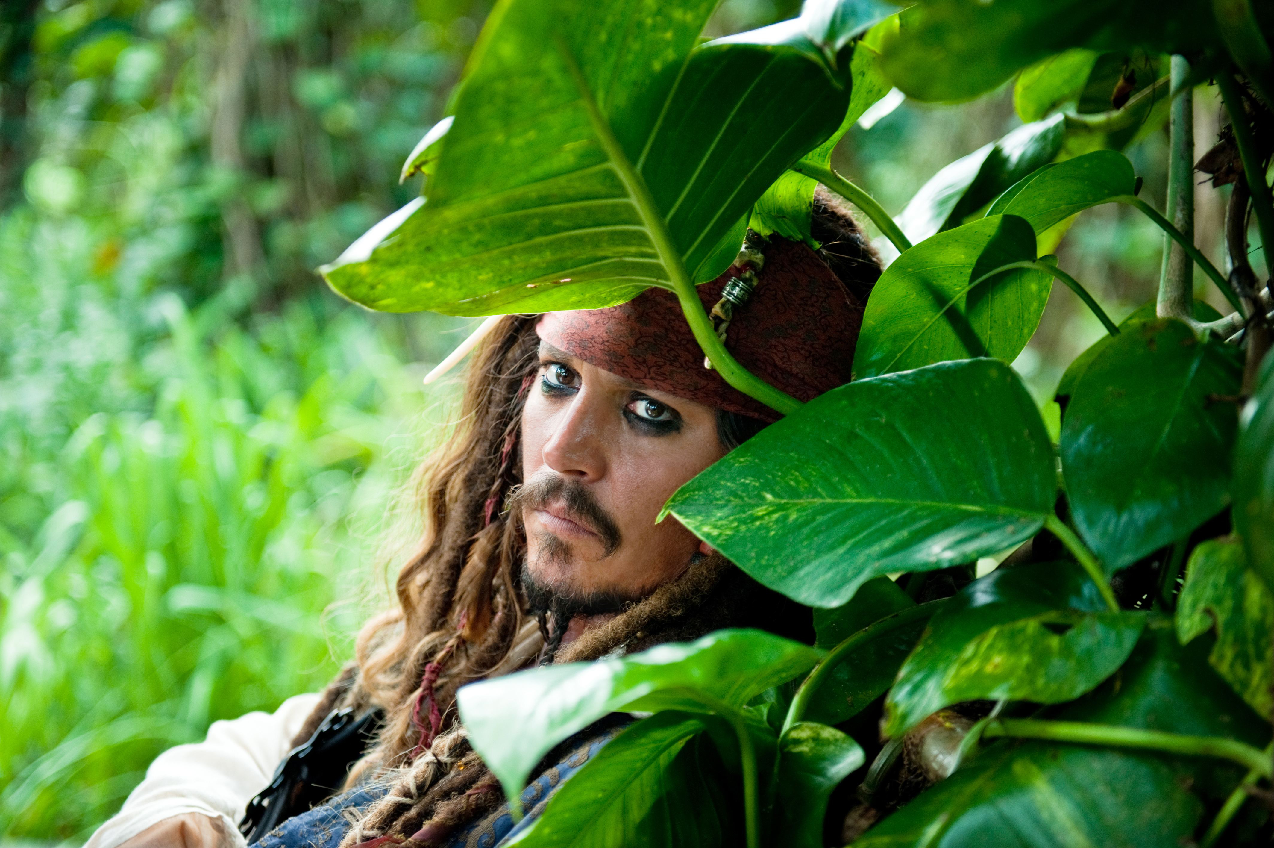 Пираты Карибского моря на странных берегах Джек Воробей